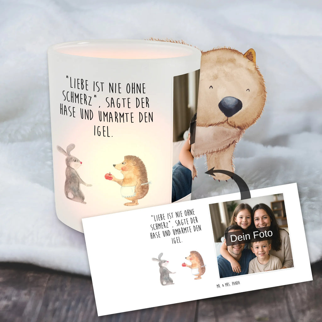 Personalisiertes Foto Windlicht Hase Igel Windlicht Kerzenhalter, Teelichthalter mit Wunschfoto, Windlicht Romantisch, Windlichter mit Foto, Windlicht Geschenk, Windlicht Für Draußen, Windlicht Modern, Windlicht Draußen selber gestalten, Windlicht Wohnzimmer, Windlicht Laterne, Windlicht Design, Windlicht Nachhaltig, Windlicht Skandinavisch, Windlicht mit Foto, Teelicht Glas mit Foto, Windlicht Handgemacht, Windlicht Outdoor, Windlicht Glas mit Wunschfoto, Windlicht Balkon, Windlicht Klein, Windlicht Dekoration mit Foto, Foto Teelichthalter, Teelichthalter mit Foto, Windlicht Groß, Windlicht Terrasse, Teelichthalter für draußen selber gestalten, Windlicht Boho, Windlicht Garten mit Foto, Teelichthalter Outdoor mit Foto, Windlicht Vintage mit Foto, Tiermotive, Gute Laune, lustige Sprüche, Tiere, Igel und Hase, Hase, Liebeskummer Geschenk, Herzschmerz, Trösten, Liebe Spruch, Spruch romantisch, Trennungsschmerz, Igel
