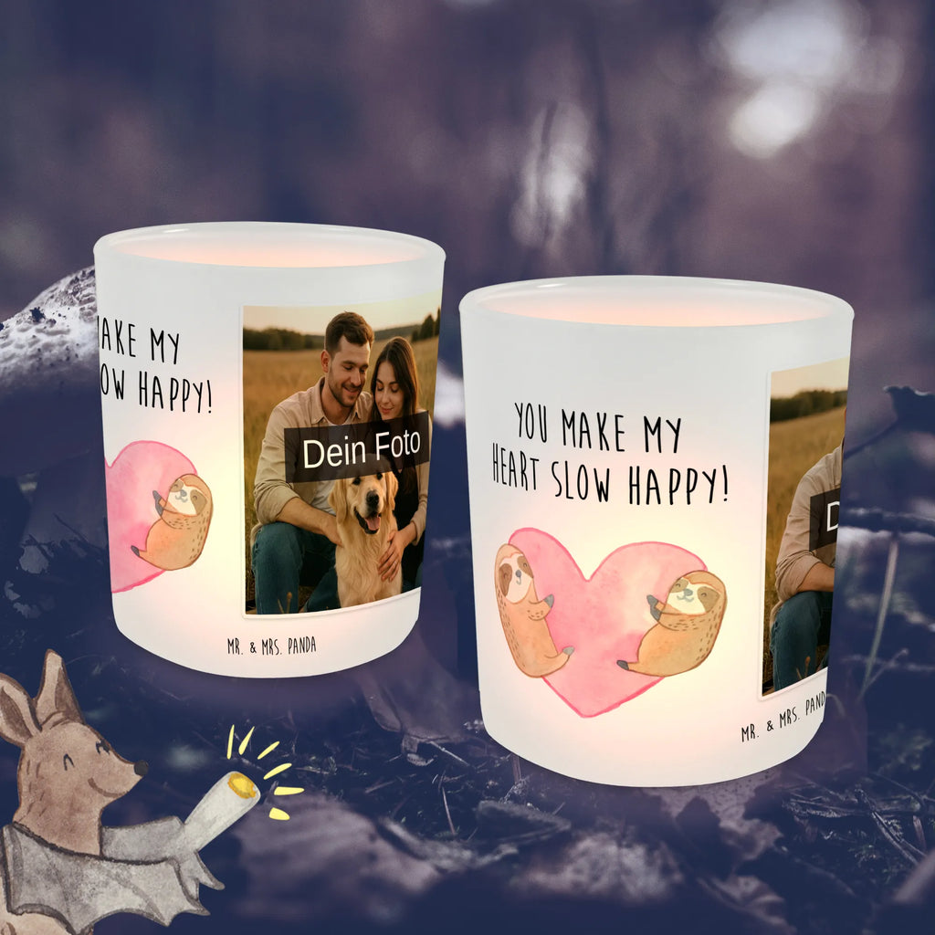 Personalisiertes Foto Windlicht Faultiere Herz Windlicht Modern, Windlicht Kerzenhalter, Windlicht Draußen selber gestalten, Windlicht mit Foto, Windlicht Für Draußen, Teelichthalter Outdoor mit Foto, Teelicht Glas mit Foto, Teelichthalter mit Wunschfoto, Windlicht Design, Windlicht Boho, Windlichter mit Foto, Windlicht Vintage mit Foto, Windlicht Groß, Foto Teelichthalter, Windlicht Wohnzimmer, Windlicht Laterne, Windlicht Glas mit Wunschfoto, Windlicht Skandinavisch, Teelichthalter für draußen selber gestalten, Windlicht Outdoor, Windlicht Romantisch, Windlicht Dekoration mit Foto, Windlicht Klein, Windlicht Balkon, Windlicht Nachhaltig, Windlicht Handgemacht, Windlicht Terrasse, Teelichthalter mit Foto, Windlicht Garten mit Foto, Windlicht Geschenk, Liebe, Partner, Freund, Freundin, Ehemann, Ehefrau, Heiraten, Verlobung, Heiratsantrag, Liebesgeschenk, Jahrestag, Hocheitstag, Valentinstag, Hochzeitstag, Geschenk für Frauen, für Männer, Geschenk für Freundin, Liebesbeweis, Mitbringsel, für Ehemann, Geschenk für Partner