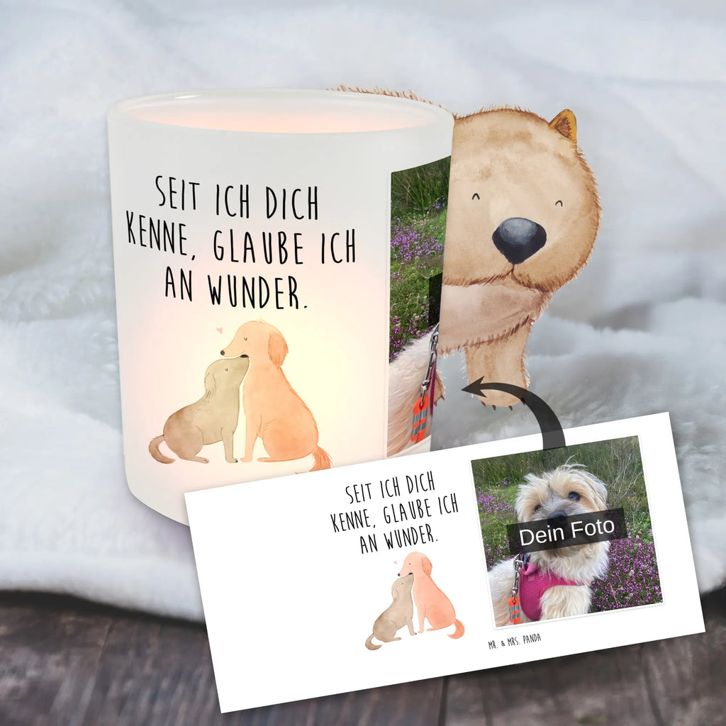 Personalisiertes Foto Windlicht Hunde Liebe Windlicht Groß, Windlicht Glas mit Wunschfoto, Windlichter mit Foto, Teelicht Glas mit Foto, Windlicht Skandinavisch, Windlicht Balkon, Windlicht Wohnzimmer, Windlicht Outdoor, Windlicht Nachhaltig, Windlicht Boho, Windlicht Handgemacht, Windlicht Dekoration mit Foto, Windlicht mit Foto, Windlicht Kerzenhalter, Teelichthalter mit Wunschfoto, Windlicht Geschenk, Windlicht Garten mit Foto, Teelichthalter für draußen selber gestalten, Windlicht Romantisch, Windlicht Laterne, Windlicht Modern, Windlicht Terrasse, Windlicht Klein, Windlicht Design, Windlicht Für Draußen, Windlicht Draußen selber gestalten, Foto Teelichthalter, Teelichthalter mit Foto, Windlicht Vintage mit Foto, Teelichthalter Outdoor mit Foto, Hund, Hundemotiv, Haustier, Hunderasse, Tierliebhaber, Hundebesitzer, Sprüche, Hund. Hunde, Kuscheln, Kuss, Vertrauen, Liebe, Herz