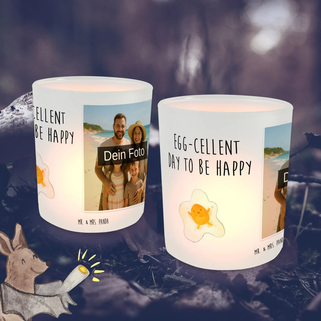 Personalisiertes Foto Windlicht Spiegelei Ei Windlicht Terrasse, Windlicht Handgemacht, Windlicht Draußen selber gestalten, Windlicht Balkon, Windlicht Nachhaltig, Windlicht Geschenk, Windlichter mit Foto, Windlicht Modern, Windlicht mit Foto, Teelichthalter für draußen selber gestalten, Teelichthalter Outdoor mit Foto, Windlicht Garten mit Foto, Teelichthalter mit Wunschfoto, Windlicht Vintage mit Foto, Windlicht Groß, Windlicht Dekoration mit Foto, Foto Teelichthalter, Windlicht Design, Windlicht Boho, Windlicht Skandinavisch, Windlicht Kerzenhalter, Teelichthalter mit Foto, Windlicht Romantisch, Windlicht Wohnzimmer, Teelicht Glas mit Foto, Windlicht Outdoor, Windlicht Laterne, Windlicht Klein, Windlicht Glas mit Wunschfoto, Windlicht Für Draußen, Tiermotive, Gute Laune, lustige Sprüche, Tiere, Liebe, Tag, Glücklich, Spiegelei, Ei, Schön