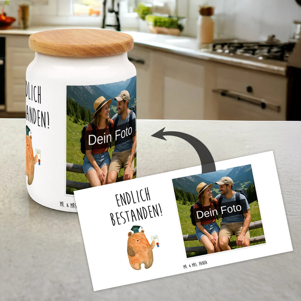 Personalisierte Foto Vorratsdose Bär Prüfung Küchenbox Mit Bild, Vorratsbehälter Mit Foto, Vorratsdose Bedrucken Lassen, Frischhaltedose Mit Eigenem Foto, Vorratsdose Mit Foto Und Text, Aufbewahrungsdose Mit Bild, Individuelle Vorratsdose Mit Bild, Vorratsdose Mit Familienfoto, Werbeschenk mit Bild, Vorratsdose Als Geschenk Mit Foto, Vorratsdose Mit Wunschfoto, Personalisierte Vorratsdose Mit Bild, Vorratsdose Mit Eigenem Foto, Vorratsdose Mit Foto, Vorratsglas Mit Foto, Vorratsdose Mit Eigenem Motiv, Werbeschenk mit Logo, Vorratsdose Mit Fotodruck, Vorratsdose Personalisiert Mit Foto, Vorratsdose Mit Bild, Vorratsdose Mit Bild Und Namen, Vorratsdose Selbst Gestalten Mit Foto, Vorratsdose Mit Haustierfoto, Aufbewahrungsdose Mit Foto, Vorratsdose Mit Kinderfoto, Foto Vorratsdose, Bär, Teddy, Teddybär, Prüfung bestanden, Abitur, Zeugnis, Prüfungen, Abschluss, Abschlusszeugnis
