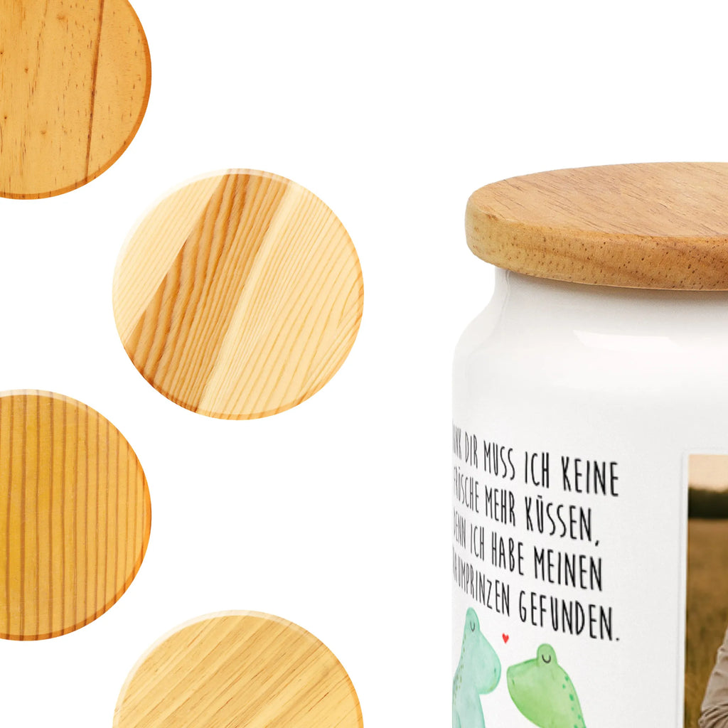 Personalisierte Foto Vorratsdose Frosch Liebe Vorratsbehälter Mit Foto, Vorratsdose Mit Haustierfoto, Vorratsdose Mit Foto Und Text, Vorratsdose Als Geschenk Mit Foto, Werbeschenk mit Bild, Vorratsdose Mit Familienfoto, Vorratsdose Mit Wunschfoto, Vorratsdose Mit Kinderfoto, Vorratsdose Mit Bild, Foto Vorratsdose, Werbeschenk mit Logo, Aufbewahrungsdose Mit Bild, Vorratsdose Selbst Gestalten Mit Foto, Individuelle Vorratsdose Mit Bild, Vorratsdose Mit Foto, Vorratsdose Personalisiert Mit Foto, Aufbewahrungsdose Mit Foto, Frischhaltedose Mit Eigenem Foto, Vorratsdose Mit Fotodruck, Vorratsdose Mit Eigenem Foto, Küchenbox Mit Bild, Vorratsdose Mit Eigenem Motiv, Vorratsglas Mit Foto, Vorratsdose Mit Bild Und Namen, Personalisierte Vorratsdose Mit Bild, Vorratsdose Bedrucken Lassen, Liebe, Partner, Freund, Freundin, Ehemann, Ehefrau, Heiraten, Verlobung, Heiratsantrag, Liebesgeschenk, Jahrestag, Hocheitstag, Verheiratet, Froschkönig, Geschenk Freund, Frosch, Hochzeitstag, Verliebt, Fröschchen, Frösche, Verlobt, Geschenk Hochzeit, Geschenk Freundin, Liebesbeweis