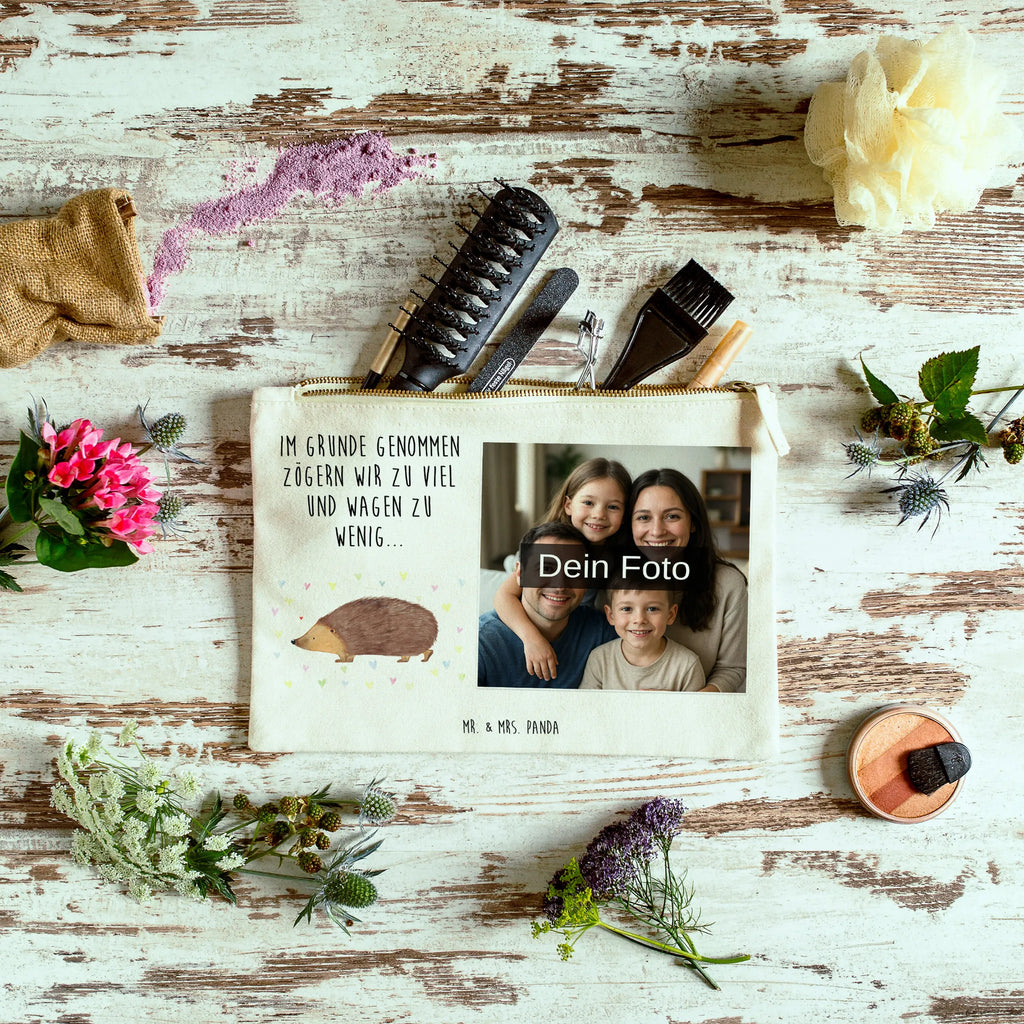 Personalisierte Foto Schminktasche Igel Herzen Stifteaufbewahrung Mit Bild, Schminktasche Groß Mit Bild, Schminktasche Blumen Mit Foto, Schminktasche Reise Mit Foto, Schminktasche Stoff Mit Eigenem Foto, Kosmetiktasche Für Handtasche Mit Foto, Make-Up Tasche Mit Foto, Kosmetiktasche Mit Foto, Schminktasche Leder Mit Fotodruck, Kosmetiktasche Zum Mitnehmen Mit Bild, Kosmetiktasche Damen Mit Bild, Kosmetiktasche Organizer Mit Foto, Schminktasche Tiermotiv Mit Eigenem Bild, Schminktasche Mit Muster Und Foto, Schminkbeutel Mit Fotodruck, Schminktasche Für Teenager Mit Bild, Schminktäschchen Mit Bild, Schminktasche Geschenk Mit Foto, Reise-Kosmetiktasche Mit Eigenem Motiv, Schminktasche Nachhaltig Mit Bild, Schminktasche Mit Wunschfoto, Schminktasche Mit Foto, Aufbewahrung Für Schminke Mit Foto, Schminktasche Zum Aufhängen Mit Bild, Kulturbeutel Damen Mit Foto, Personalisierte Schminktasche Mit Foto, Schminktasche Mit Reißverschluss Und Foto, Schminktasche Für Unterwegs Mit Foto, Stiftetasche Mit Eigenem Foto, Schminktasche Klein Mit Foto, Schminktasche Für Mädchen Mit Foto, Schminktasche Mit Eigenem Bild, Schminktasche Mit Fächern Und Bild, Tiermotive, Gute Laune, lustige Sprüche, Tiere, Herzen, Kuss, Leben, Herz, Vertrauen, Liebe, Igel