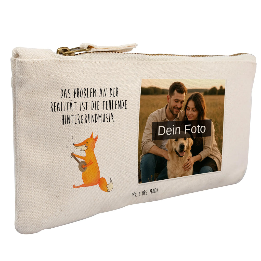 Personalisierte Foto Schminktasche Fuchs Gitarre Schminktasche Nachhaltig Mit Bild, Stifteaufbewahrung Mit Bild, Schminktasche Mit Wunschfoto, Kosmetiktasche Organizer Mit Foto, Schminkbeutel Mit Fotodruck, Schminktasche Mit Eigenem Bild, Make-Up Tasche Mit Foto, Schminktasche Für Mädchen Mit Foto, Schminktasche Groß Mit Bild, Schminktasche Blumen Mit Foto, Schminktasche Leder Mit Fotodruck, Kosmetiktasche Für Handtasche Mit Foto, Kosmetiktasche Damen Mit Bild, Schminktasche Reise Mit Foto, Schminktäschchen Mit Bild, Schminktasche Stoff Mit Eigenem Foto, Schminktasche Für Unterwegs Mit Foto, Kosmetiktasche Zum Mitnehmen Mit Bild, Reise-Kosmetiktasche Mit Eigenem Motiv, Schminktasche Für Teenager Mit Bild, Aufbewahrung Für Schminke Mit Foto, Stiftetasche Mit Eigenem Foto, Kulturbeutel Damen Mit Foto, Schminktasche Mit Muster Und Foto, Schminktasche Mit Foto, Kosmetiktasche Mit Foto, Schminktasche Mit Reißverschluss Und Foto, Personalisierte Schminktasche Mit Foto, Schminktasche Tiermotiv Mit Eigenem Bild, Schminktasche Klein Mit Foto, Schminktasche Zum Aufhängen Mit Bild, Schminktasche Mit Fächern Und Bild, Schminktasche Geschenk Mit Foto, Fuchs, Sänger, Füchse, Sängerin, Geschenk Musiker, Musik Spruch, Musikerin, Gitarre