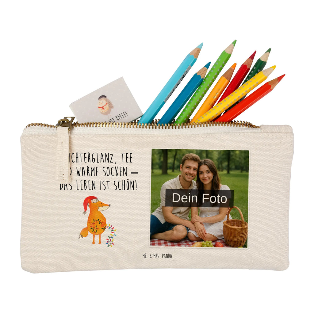 Personalisierte Foto Schminktasche Fuchs Weihnachten Kosmetiktasche Zum Mitnehmen Mit Bild, Kosmetiktasche Organizer Mit Foto, Schminktasche Für Mädchen Mit Foto, Schminktasche Leder Mit Fotodruck, Personalisierte Schminktasche Mit Foto, Schminktasche Geschenk Mit Foto, Schminktasche Mit Wunschfoto, Kosmetiktasche Für Handtasche Mit Foto, Kosmetiktasche Mit Foto, Schminkbeutel Mit Fotodruck, Schminktasche Für Unterwegs Mit Foto, Schminktasche Groß Mit Bild, Schminktäschchen Mit Bild, Schminktasche Mit Fächern Und Bild, Stifteaufbewahrung Mit Bild, Kosmetiktasche Damen Mit Bild, Schminktasche Klein Mit Foto, Schminktasche Mit Reißverschluss Und Foto, Aufbewahrung Für Schminke Mit Foto, Schminktasche Blumen Mit Foto, Make-Up Tasche Mit Foto, Schminktasche Mit Eigenem Bild, Schminktasche Nachhaltig Mit Bild, Schminktasche Zum Aufhängen Mit Bild, Kulturbeutel Damen Mit Foto, Schminktasche Mit Muster Und Foto, Schminktasche Mit Foto, Schminktasche Stoff Mit Eigenem Foto, Schminktasche Reise Mit Foto, Schminktasche Für Teenager Mit Bild, Stiftetasche Mit Eigenem Foto, Reise-Kosmetiktasche Mit Eigenem Motiv, Schminktasche Tiermotiv Mit Eigenem Bild, Winter, Weihnachten, Weihnachtsdeko, Nikolaus, Advent, Heiligabend, Wintermotiv, Geschenk Weihnachten, Füchse, Fuchs, Weihnachtsmann, Spruch schön, Weihnachtszeit