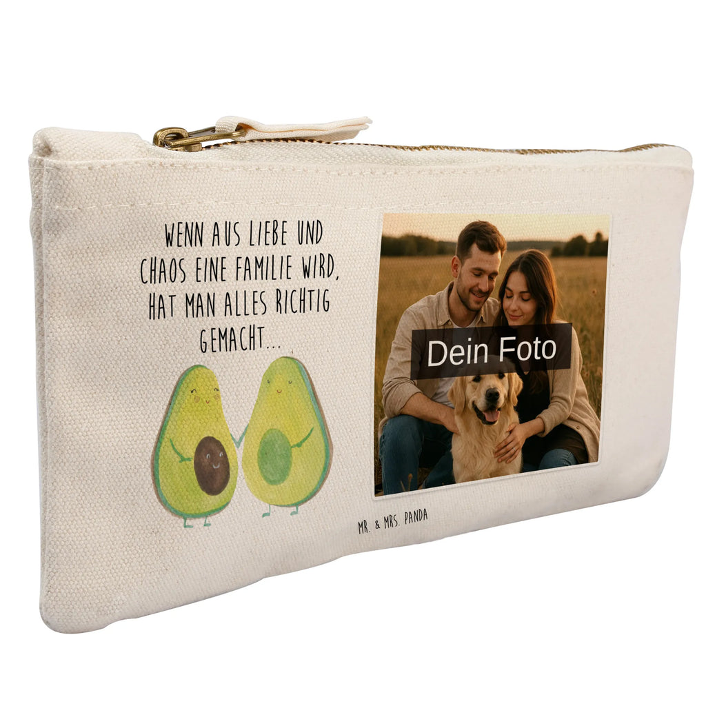 Personalisierte Foto Schminktasche Avocado Pärchen Schminktasche Mit Fächern Und Bild, Schminktasche Klein Mit Foto, Schminktasche Mit Reißverschluss Und Foto, Schminktasche Für Teenager Mit Bild, Schminktasche Nachhaltig Mit Bild, Schminktasche Stoff Mit Eigenem Foto, Schminktasche Mit Foto, Schminktasche Mit Wunschfoto, Stifteaufbewahrung Mit Bild, Schminktasche Leder Mit Fotodruck, Kosmetiktasche Für Handtasche Mit Foto, Make-Up Tasche Mit Foto, Schminktasche Groß Mit Bild, Kulturbeutel Damen Mit Foto, Schminktasche Tiermotiv Mit Eigenem Bild, Schminktasche Reise Mit Foto, Reise-Kosmetiktasche Mit Eigenem Motiv, Personalisierte Schminktasche Mit Foto, Aufbewahrung Für Schminke Mit Foto, Schminktäschchen Mit Bild, Stiftetasche Mit Eigenem Foto, Kosmetiktasche Organizer Mit Foto, Kosmetiktasche Mit Foto, Schminkbeutel Mit Fotodruck, Schminktasche Zum Aufhängen Mit Bild, Schminktasche Mit Muster Und Foto, Schminktasche Für Unterwegs Mit Foto, Kosmetiktasche Damen Mit Bild, Schminktasche Geschenk Mit Foto, Schminktasche Mit Eigenem Bild, Schminktasche Blumen Mit Foto, Kosmetiktasche Zum Mitnehmen Mit Bild, Schminktasche Für Mädchen Mit Foto, Avocado, Veggie, Vegan, Gesund, Familie, Geburt, Avocuddle, Schwangerschaft, Babyshower, Liebe, Kinder, Babyparty, Hochzeit, Avocados