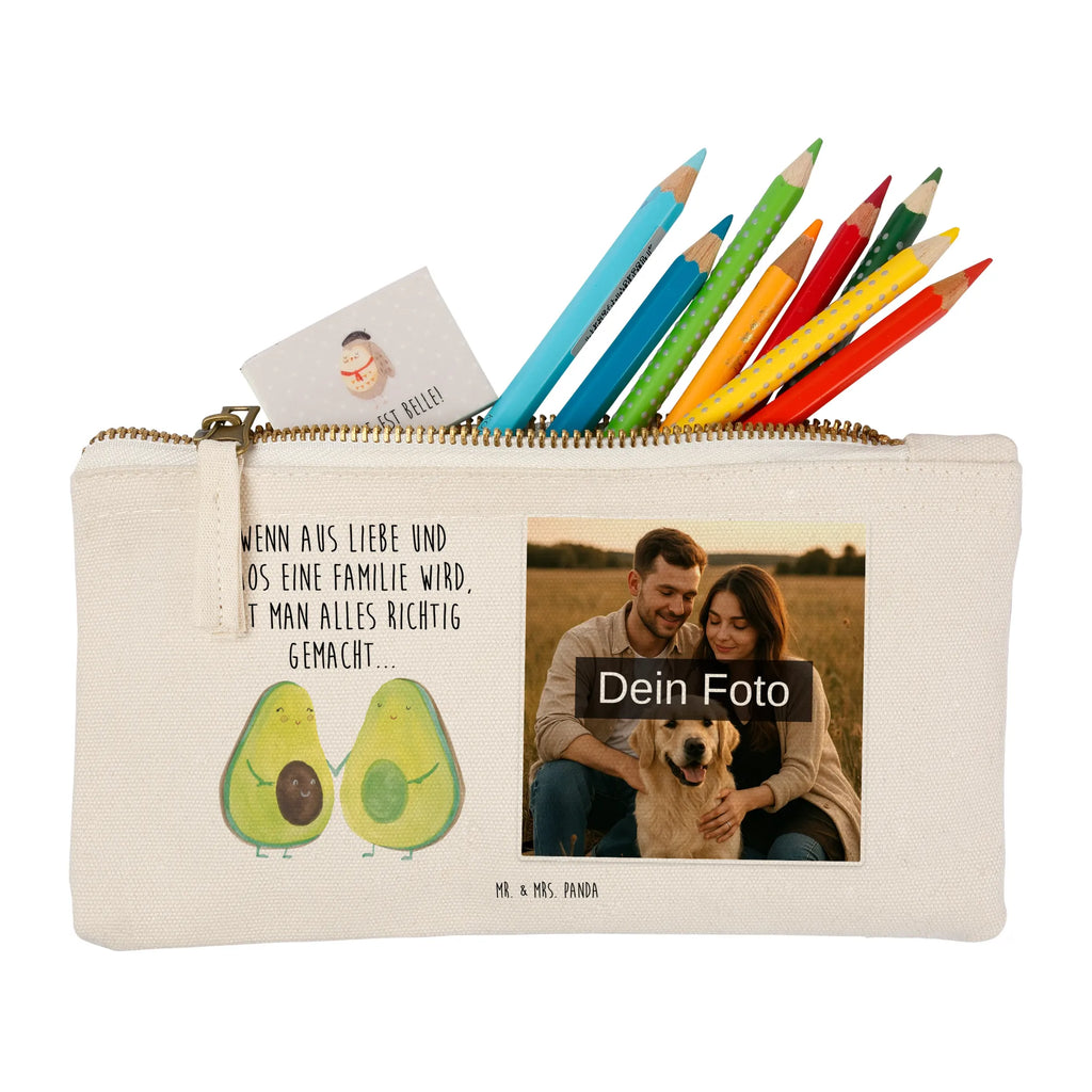 Personalisierte Foto Schminktasche Avocado Pärchen Schminktasche Mit Fächern Und Bild, Schminktasche Klein Mit Foto, Schminktasche Mit Reißverschluss Und Foto, Schminktasche Für Teenager Mit Bild, Schminktasche Nachhaltig Mit Bild, Schminktasche Stoff Mit Eigenem Foto, Schminktasche Mit Foto, Schminktasche Mit Wunschfoto, Stifteaufbewahrung Mit Bild, Schminktasche Leder Mit Fotodruck, Kosmetiktasche Für Handtasche Mit Foto, Make-Up Tasche Mit Foto, Schminktasche Groß Mit Bild, Kulturbeutel Damen Mit Foto, Schminktasche Tiermotiv Mit Eigenem Bild, Schminktasche Reise Mit Foto, Reise-Kosmetiktasche Mit Eigenem Motiv, Personalisierte Schminktasche Mit Foto, Aufbewahrung Für Schminke Mit Foto, Schminktäschchen Mit Bild, Stiftetasche Mit Eigenem Foto, Kosmetiktasche Organizer Mit Foto, Kosmetiktasche Mit Foto, Schminkbeutel Mit Fotodruck, Schminktasche Zum Aufhängen Mit Bild, Schminktasche Mit Muster Und Foto, Schminktasche Für Unterwegs Mit Foto, Kosmetiktasche Damen Mit Bild, Schminktasche Geschenk Mit Foto, Schminktasche Mit Eigenem Bild, Schminktasche Blumen Mit Foto, Kosmetiktasche Zum Mitnehmen Mit Bild, Schminktasche Für Mädchen Mit Foto, Avocado, Veggie, Vegan, Gesund, Familie, Geburt, Avocuddle, Schwangerschaft, Babyshower, Liebe, Kinder, Babyparty, Hochzeit, Avocados