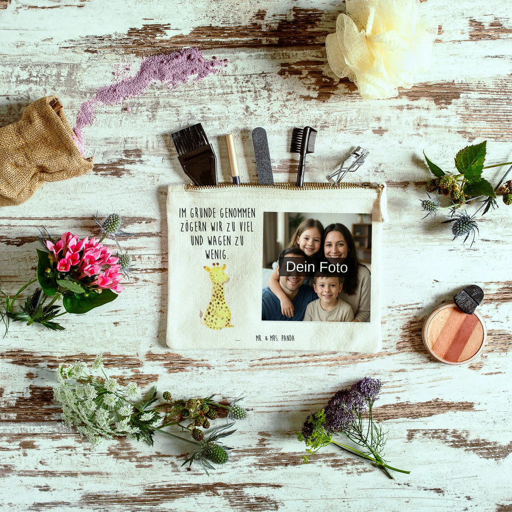 Personalisierte Foto Schminktasche Giraffe Zufrieden Make-Up Tasche Mit Foto, Schminktäschchen Mit Bild, Personalisierte Schminktasche Mit Foto, Schminktasche Geschenk Mit Foto, Schminktasche Mit Eigenem Bild, Schminktasche Tiermotiv Mit Eigenem Bild, Schminktasche Klein Mit Foto, Schminktasche Nachhaltig Mit Bild, Schminktasche Blumen Mit Foto, Schminktasche Mit Fächern Und Bild, Schminktasche Stoff Mit Eigenem Foto, Schminktasche Mit Wunschfoto, Aufbewahrung Für Schminke Mit Foto, Kosmetiktasche Für Handtasche Mit Foto, Schminktasche Reise Mit Foto, Schminktasche Leder Mit Fotodruck, Reise-Kosmetiktasche Mit Eigenem Motiv, Kulturbeutel Damen Mit Foto, Kosmetiktasche Mit Foto, Schminktasche Mit Muster Und Foto, Kosmetiktasche Damen Mit Bild, Schminktasche Zum Aufhängen Mit Bild, Schminktasche Mit Reißverschluss Und Foto, Stiftetasche Mit Eigenem Foto, Schminktasche Groß Mit Bild, Schminktasche Für Teenager Mit Bild, Stifteaufbewahrung Mit Bild, Schminktasche Für Mädchen Mit Foto, Schminkbeutel Mit Fotodruck, Schminktasche Für Unterwegs Mit Foto, Kosmetiktasche Organizer Mit Foto, Kosmetiktasche Zum Mitnehmen Mit Bild, Schminktasche Mit Foto, Afrika, Wildtiere, Abenteuer, Zufrieden, Glück, Giraffe