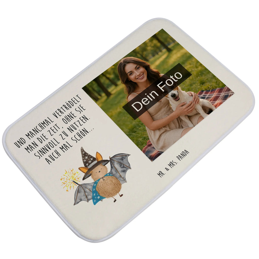 Personalisierte Foto Badematte Fledermaus Zauberer Werbegeschenk Mit Logo, Badematte mit Foto, Saugfähiger Badvorleger Mit Foto, Bad Fußmatte Mit Bild, Badvorleger Mit Foto, Rechteckiger Badvorleger Mit Bild, Badvorleger Mit Bild, Badvorleger Baumwolle Mit Bild, Firmengeschenk Mit Eigenem Logo, Badematte selber gestalten, Werbegeschenk Mit Foto, Badvorleger Selbst Gestalten Mit Foto, Badgarnitur Mit Foto, Badläufer Mit Bild, Badezimmermatte Mit Foto, Moderner Badvorleger Mit Bild, Foto Badvorleger Für Dusche, Badezimmerteppich Mit Foto, Schwarzer Badvorleger Mit Bild, Badvorleger Mit Eigenem Foto, Badvorleger Mit Eigenem Motiv, Badmatte Waschbar Mit Foto, Gäste-WC Badvorleger Mit Foto, Badematte Mit Foto, Weißer Badvorleger Mit Foto, Klassischer Badvorleger Mit Foto, Badvorleger Klein Mit Bild, Badvorleger Groß Mit Foto, Badvorleger Für Badewanne Mit Bild, Badteppich Mit Bild, Design Badvorleger Mit Eigenem Foto, Badvorleger Mit Fotodruck, Gemusterter Badvorleger Mit Bild, Rutschfester Badvorleger Mit Foto, Personaliserter Badvorleger Mit Foto, Teppich Fürs Bad Mit Eigenem Bild, Badvorleger Mikrofaser Mit Foto, Badematten Set Mit Foto, Badematte Rutschfest Mit Foto, Runder Badvorleger Mit Foto, Waschbarer Badvorleger Mit Foto, Weicher Badvorleger Mit Bild, Badvorleger Mit Wunschbild, Vintage Badvorleger Mit Foto, Duschvorleger Mit Foto, Badezimmer Matte Mit Foto, Tiermotive, Gute Laune, lustige Sprüche, Tiere, Frauen, Fledermaus, Zauberer, Magier, Fledermäuse, reinsteigern