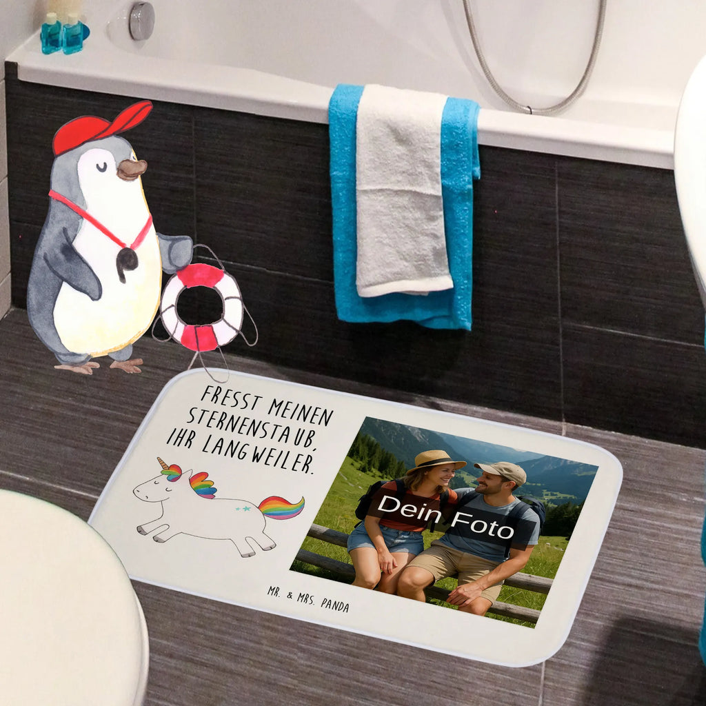 Personalisierte Foto Badematte Einhorn Happy Werbegeschenk Mit Foto, Badezimmermatte Mit Foto, Badteppich Mit Bild, Werbegeschenk Mit Logo, Badvorleger Für Badewanne Mit Bild, Rechteckiger Badvorleger Mit Bild, Moderner Badvorleger Mit Bild, Badvorleger Mit Fotodruck, Badvorleger Mit Bild, Gäste-WC Badvorleger Mit Foto, Badvorleger Klein Mit Bild, Badvorleger Groß Mit Foto, Badmatte Waschbar Mit Foto, Firmengeschenk Mit Eigenem Logo, Badvorleger Mit Eigenem Motiv, Badezimmer Matte Mit Foto, Schwarzer Badvorleger Mit Bild, Badvorleger Mit Wunschbild, Waschbarer Badvorleger Mit Foto, Badematte selber gestalten, Badläufer Mit Bild, Saugfähiger Badvorleger Mit Foto, Rutschfester Badvorleger Mit Foto, Badematte Rutschfest Mit Foto, Personaliserter Badvorleger Mit Foto, Badezimmerteppich Mit Foto, Duschvorleger Mit Foto, Badematte mit Foto, Bad Fußmatte Mit Bild, Vintage Badvorleger Mit Foto, Badvorleger Mit Foto, Runder Badvorleger Mit Foto, Badvorleger Selbst Gestalten Mit Foto, Badvorleger Mit Eigenem Foto, Teppich Fürs Bad Mit Eigenem Bild, Badematten Set Mit Foto, Design Badvorleger Mit Eigenem Foto, Badvorleger Baumwolle Mit Bild, Weißer Badvorleger Mit Foto, Badematte Mit Foto, Badgarnitur Mit Foto, Gemusterter Badvorleger Mit Bild, Klassischer Badvorleger Mit Foto, Badvorleger Mikrofaser Mit Foto, Foto Badvorleger Für Dusche, Weicher Badvorleger Mit Bild, Einhorn, Einhörner, Einhorn Deko, Unicorn, Lachen, Lächeln, spannend, Lebensfreude, witzig, Freude, fröhlich, Spaß, glücklich