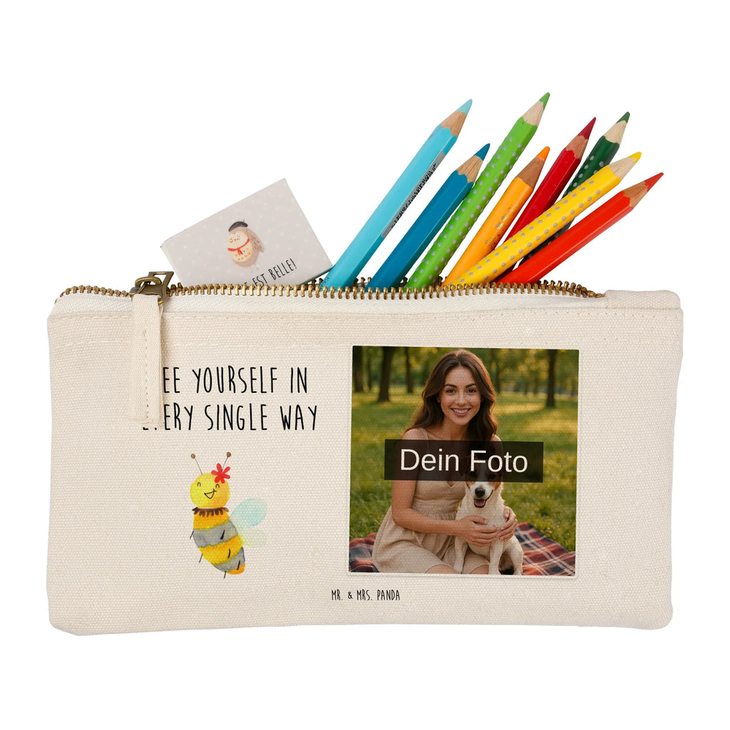 Personalisierte Foto Schminktasche Biene Blume Schminkbeutel Mit Fotodruck, Schminktasche Mit Foto, Kosmetiktasche Organizer Mit Foto, Stifteaufbewahrung Mit Bild, Schminktasche Nachhaltig Mit Bild, Schminktasche Blumen Mit Foto, Schminktasche Für Mädchen Mit Foto, Kosmetiktasche Mit Foto, Schminktasche Für Teenager Mit Bild, Kosmetiktasche Damen Mit Bild, Schminktasche Für Unterwegs Mit Foto, Schminktasche Zum Aufhängen Mit Bild, Schminktasche Klein Mit Foto, Schminktäschchen Mit Bild, Schminktasche Leder Mit Fotodruck, Aufbewahrung Für Schminke Mit Foto, Schminktasche Tiermotiv Mit Eigenem Bild, Schminktasche Mit Eigenem Bild, Schminktasche Mit Muster Und Foto, Kosmetiktasche Für Handtasche Mit Foto, Reise-Kosmetiktasche Mit Eigenem Motiv, Schminktasche Mit Fächern Und Bild, Schminktasche Stoff Mit Eigenem Foto, Stiftetasche Mit Eigenem Foto, Kosmetiktasche Zum Mitnehmen Mit Bild, Schminktasche Geschenk Mit Foto, Schminktasche Groß Mit Bild, Schminktasche Mit Reißverschluss Und Foto, Schminktasche Reise Mit Foto, Kulturbeutel Damen Mit Foto, Personalisierte Schminktasche Mit Foto, Make-Up Tasche Mit Foto, Schminktasche Mit Wunschfoto, Biene, Wespe, Hummel