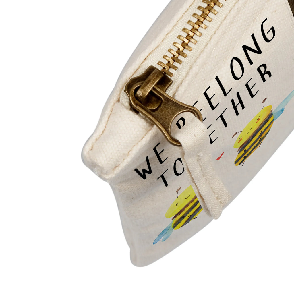 Personalisierte Foto Schminktasche Biene Verliebt Aufbewahrung Für Schminke Mit Foto, Kosmetiktasche Organizer Mit Foto, Kosmetiktasche Mit Foto, Schminktasche Mit Reißverschluss Und Foto, Schminktasche Mit Wunschfoto, Kulturbeutel Damen Mit Foto, Kosmetiktasche Zum Mitnehmen Mit Bild, Personalisierte Schminktasche Mit Foto, Schminktasche Blumen Mit Foto, Make-Up Tasche Mit Foto, Schminktasche Für Unterwegs Mit Foto, Schminktasche Mit Fächern Und Bild, Schminktasche Für Teenager Mit Bild, Stifteaufbewahrung Mit Bild, Schminktasche Mit Eigenem Bild, Schminktasche Leder Mit Fotodruck, Schminktasche Tiermotiv Mit Eigenem Bild, Schminktasche Stoff Mit Eigenem Foto, Schminktasche Groß Mit Bild, Schminktasche Mit Muster Und Foto, Schminktasche Zum Aufhängen Mit Bild, Schminktasche Für Mädchen Mit Foto, Schminktasche Reise Mit Foto, Schminktasche Klein Mit Foto, Kosmetiktasche Für Handtasche Mit Foto, Reise-Kosmetiktasche Mit Eigenem Motiv, Schminkbeutel Mit Fotodruck, Schminktasche Geschenk Mit Foto, Schminktasche Nachhaltig Mit Bild, Schminktasche Mit Foto, Schminktäschchen Mit Bild, Stiftetasche Mit Eigenem Foto, Kosmetiktasche Damen Mit Bild, Biene, Wespe, Hummel