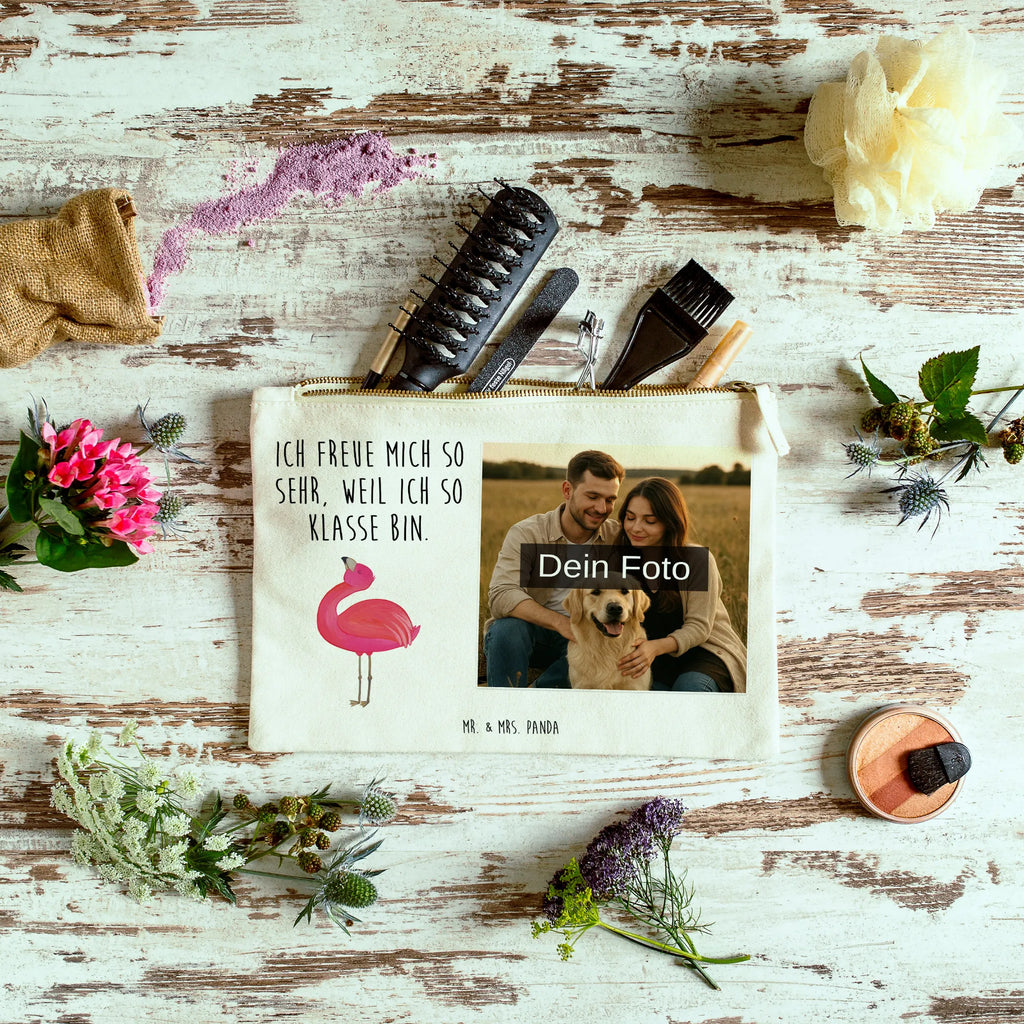 Personalisierte Foto Schminktasche Flamingo Stolz Make-Up Tasche Mit Foto, Schminktasche Klein Mit Foto, Schminktasche Stoff Mit Eigenem Foto, Schminktasche Für Mädchen Mit Foto, Kosmetiktasche Damen Mit Bild, Schminktasche Geschenk Mit Foto, Personalisierte Schminktasche Mit Foto, Stifteaufbewahrung Mit Bild, Schminktasche Mit Reißverschluss Und Foto, Schminktasche Groß Mit Bild, Schminktasche Blumen Mit Foto, Kulturbeutel Damen Mit Foto, Schminktasche Mit Foto, Schminktasche Für Unterwegs Mit Foto, Schminktasche Zum Aufhängen Mit Bild, Schminktasche Mit Eigenem Bild, Aufbewahrung Für Schminke Mit Foto, Reise-Kosmetiktasche Mit Eigenem Motiv, Schminkbeutel Mit Fotodruck, Schminktasche Mit Fächern Und Bild, Schminktasche Tiermotiv Mit Eigenem Bild, Kosmetiktasche Mit Foto, Schminktasche Mit Wunschfoto, Schminktasche Nachhaltig Mit Bild, Stiftetasche Mit Eigenem Foto, Schminktasche Reise Mit Foto, Kosmetiktasche Für Handtasche Mit Foto, Kosmetiktasche Zum Mitnehmen Mit Bild, Schminktasche Leder Mit Fotodruck, Schminktäschchen Mit Bild, Schminktasche Für Teenager Mit Bild, Kosmetiktasche Organizer Mit Foto, Schminktasche Mit Muster Und Foto, Flamingo, Selbstliebe, Freude, Schwester, Freundin, Selbstakzeptanz, stolz, Mama, Tochter, beste Freundin