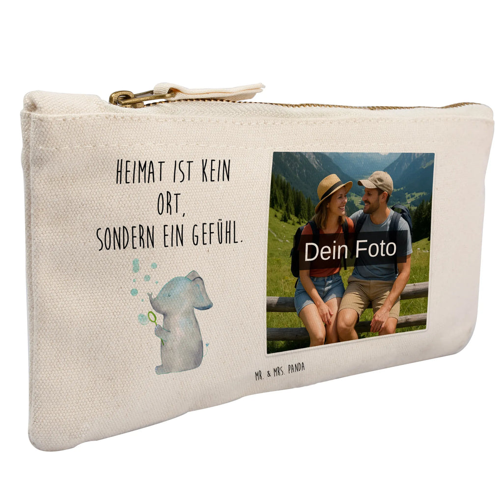 Personalisierte Foto Schminktasche Elefant Seifenblasen Schminktasche Nachhaltig Mit Bild, Kosmetiktasche Organizer Mit Foto, Stifteaufbewahrung Mit Bild, Stiftetasche Mit Eigenem Foto, Schminkbeutel Mit Fotodruck, Schminktasche Mit Eigenem Bild, Schminktasche Tiermotiv Mit Eigenem Bild, Schminktasche Mit Foto, Kosmetiktasche Für Handtasche Mit Foto, Schminktasche Mit Fächern Und Bild, Reise-Kosmetiktasche Mit Eigenem Motiv, Kosmetiktasche Zum Mitnehmen Mit Bild, Schminktasche Für Mädchen Mit Foto, Kulturbeutel Damen Mit Foto, Schminktasche Reise Mit Foto, Personalisierte Schminktasche Mit Foto, Schminktasche Mit Wunschfoto, Schminktasche Mit Muster Und Foto, Schminktasche Groß Mit Bild, Schminktasche Für Teenager Mit Bild, Schminktasche Zum Aufhängen Mit Bild, Schminktasche Leder Mit Fotodruck, Schminktäschchen Mit Bild, Schminktasche Klein Mit Foto, Schminktasche Für Unterwegs Mit Foto, Schminktasche Blumen Mit Foto, Aufbewahrung Für Schminke Mit Foto, Schminktasche Stoff Mit Eigenem Foto, Kosmetiktasche Mit Foto, Kosmetiktasche Damen Mit Bild, Schminktasche Geschenk Mit Foto, Make-Up Tasche Mit Foto, Schminktasche Mit Reißverschluss Und Foto, Tiermotive, Gute Laune, lustige Sprüche, Tiere, Liebe, Liebesbeweis, Liebesspruch, Heimat, Rüsseltier, Elefant, Dickhäuter, Gefühl. Daheim, Elefanten, Seifenblasen