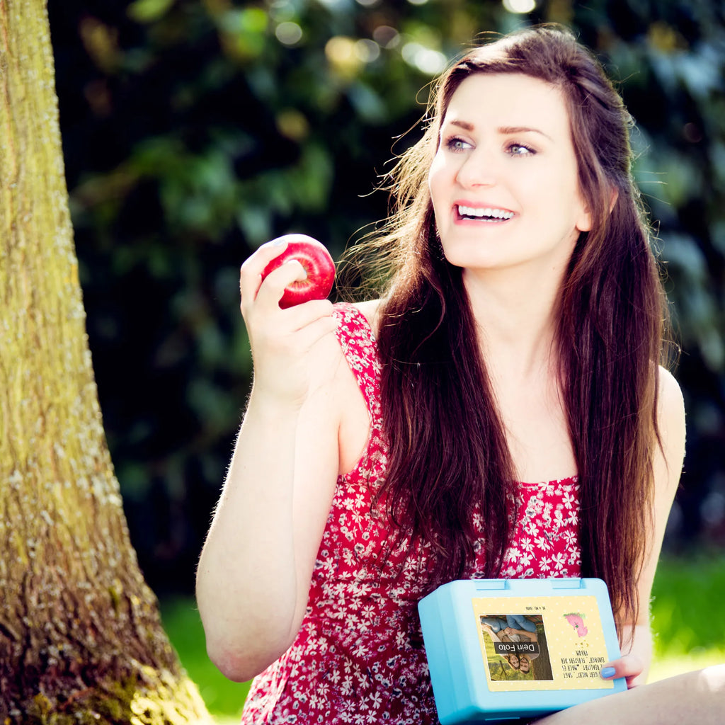 Personalisierte Foto Brotdose Schwein Glück Snackbox Mit Bild, Nachhaltige Brotdose Mit Foto, Frühstücksdose Mit Foto, Vesperbox Mit Foto, Personalisierte Brotdose Mit Foto, Wiederverwendbare Brotdose Mit Foto, Brotdose Kita Mit Foto, Brotdose Kindergarten Mit Wunschbild, Kunststoff Brotdose Mit Bild, Brotdose Mit Bild Und Namen, Brotdose Mit Eigenem Bild, Auslaufsichere Brotdose Mit Foto, Design Brotdose Mit Wunschfoto, BPA-Freie Brotdose Mit Bild, Brotdose Mit Foto Und Wunschtext, Brotdose Schule Mit Foto, Brotdose Für Jungen Mit Bild, Brotdose Für Mädchen Mit Foto, Jausenbox Mit Eigenem Bild, Brotdose Büro Mit Foto, Lunchbox Mit Foto, Edelstahl Brotdose Mit Foto, Lustige Brotdose Mit Eigenem Foto, Foto Brotdose, Brotdose Mit Wunschfoto, Vesperdose Mit Bild, Brotdose Kinder Mit Foto, Brotdose Bedruckt Mit Foto, Brotdose Erwachsene Mit Bild, Pausenbrotbox Mit Wunschfoto, Geschenk Brotdose Mit Foto, Brotdose Mit Foto, Butterbrotdose Mit Bild, Brotdose Selbst Gestalten Mit Foto, Essensdose Mit Wunschfoto, Brotbox Mit Foto, Brotdose Für Unterwegs Mit Wunschfoto, Tiermotive, Gute Laune, lustige Sprüche, Tiere, Sernchen, Motivation, Träume, Glücksschwein. Glück, Glücksbringer, Schwein, Schweinchen, Sterne, Ziele