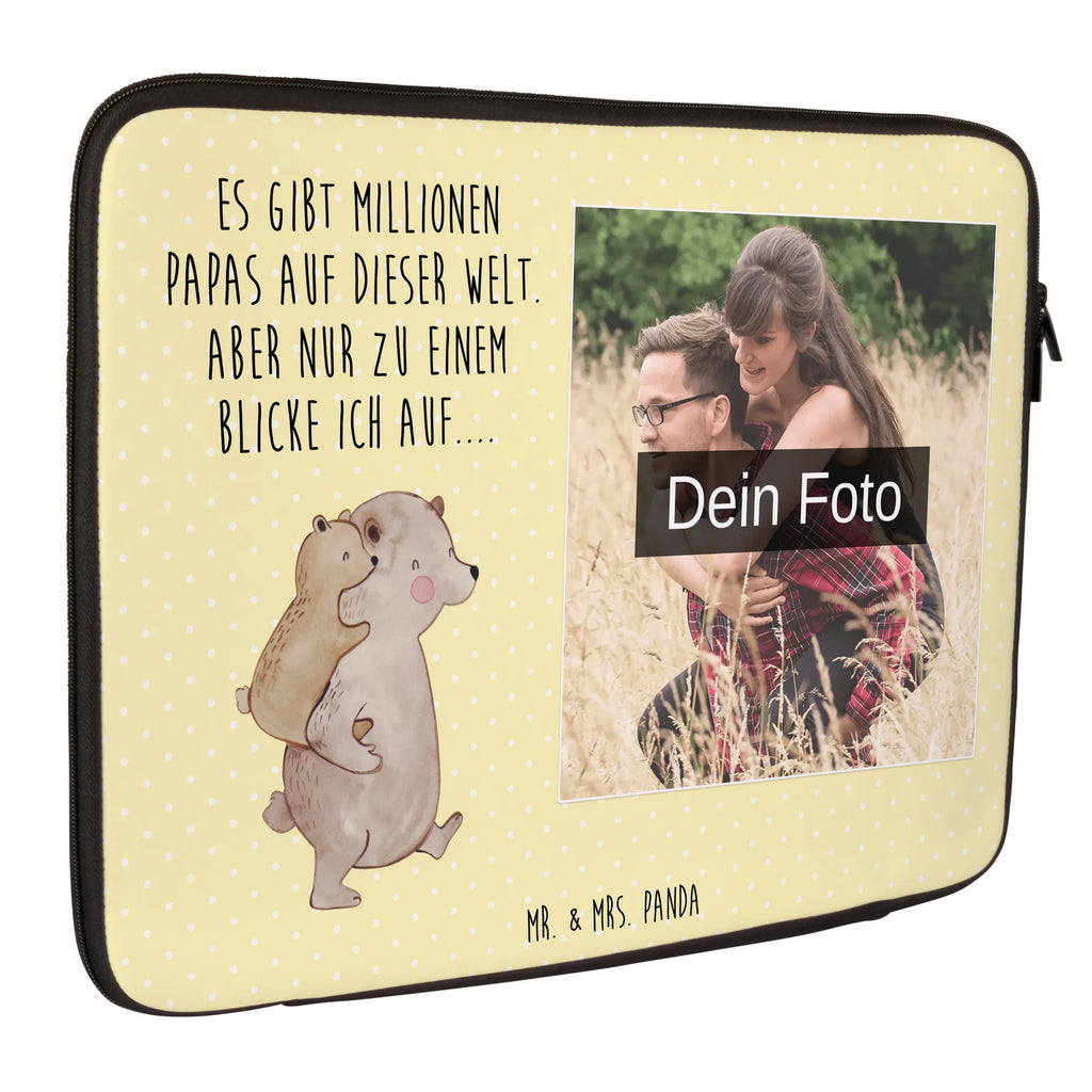 Personalisierte Foto Notebook Tasche Papa Bär Notebooktasche Mit Foto, Personalisierte Notebooktasche Mit Bild, Notebookhülle Mit Wunschfoto, Laptoptasche Mit Fotodruck, Laptop-Case Mit Eigenem Foto, Notebook-Sleeve Mit Fotopersonalisierung, Notebook-Umhängetasche Mit Foto, Laptop-Umhängetasche Mit Wunschbild, Notebook-Rucksack Mit Fotodruck, Laptop-Rucksack Mit Eigenem Bild, Notebook-Aktentasche Mit Foto, Laptop-Aktentasche Mit Fotomotiv, Notebook-Querträger Mit Foto, Laptop-Messenger-Bag Mit Wunschfoto, Notebook-Tasche Aus Leder Mit Bild, Notebook-Tasche Aus Neopren Mit Foto, Notebook-Tasche Aus Nylon Mit Wunschbild, Notebook-Tasche Aus Canvas Mit Fotodruck, Gepolsterte Notebooktasche Mit Foto, Wasserfeste Notebooktasche Mit Wunschfoto, Notebooktasche Mit Reißverschluss Und Foto, Notebooktasche Mit Tragegriff Und Fotodruck, Notebooktasche Mit Schultergurt Und Bild, Notebooktasche Mit Organizerfach Und Foto, Notebooktasche Für 13 Zoll Mit Fotodruck, Notebooktasche Für 15 Zoll Mit Wunschbild, Notebooktasche Für 17 Zoll Mit Foto, Slim Notebooktasche Mit Fotodruck, Business Notebooktasche Mit Foto, Casual Notebooktasche Mit Wunschfoto, Notebooktasche Für Damen Mit Fotomotiv, Notebooktasche Für Herren Mit Foto, Moderne Notebooktasche Mit Fotodruck, Klassische Notebooktasche Mit Wunschbild, Vintage Notebooktasche Mit Foto, Minimalistische Notebooktasche Mit Fotodruck, Robuste Notebooktasche Mit Wunschfoto, Leichte Notebooktasche Mit Foto, Ergonomische Notebooktasche Mit Fotodruck, Rucksackstil Notebooktasche Mit Foto, Notebooktasche Mit Zubehörfach Und Bild, Reisegeeignete Notebooktasche Mit Foto, Büro-Notebooktasche Mit Wunschbild, Studenten-Notebooktasche Mit Foto., Familie, Vatertag, Muttertag, Bruder, Schwester, Mama, Papa, Oma, Opa, Geschenk, Vater, Papi, Vati, Onkel, Geburtstag