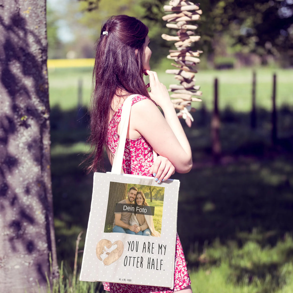 Personalisierte Foto Einkaufstasche Otter Herz Tragetasche Als Geschenk Mit Foto, Große Tragetasche Mit Bild, Tragetasche Für Damen Mit Wunschfoto, Tragetasche Bedruckt Mit Foto, Tragetasche Für Alltag Mit Bild, Tragetasche Für Schule Mit Bild, Tragetasche Mit Bild Und Text, Tragetasche Selbst Gestalten Mit Foto, Umweltfreundliche Tragetasche Mit Bild, Wiederverwendbare Tragetasche Mit Wunschfoto, Tragetasche Für Herren Mit Bild, Baumwolltasche Mit Foto, Kleine Tragetasche Mit Wunschfoto, Tragetasche Für Einkäufe Mit Foto, Design Tragetasche Mit Bild, Lustige Tragetasche Mit Foto, Tragetasche Mit Foto Und Namen, Vintage Tragetasche Mit Foto, Tragetasche Für Büro Mit Foto, Bunte Tragetasche Mit Bild, Tragetasche Mit Eigenem Bild, Nachhaltige Tragetasche Mit Foto, Faltbare Tragetasche Mit Foto, Tragetasche Für Kinder Mit Foto, Jutetasche Mit Wunschfoto, Tragetasche Modern Mit Fotodruck, Stofftasche Mit Foto, Tragetasche Mit Motiv Und Foto, Tragetasche Mit Foto, Leinentasche Mit Bild, Einkaufstasche Mit Bild, Personalisierte Tragetasche Mit Foto, Tragetasche Mit Fotodruck, Tragetasche Mit Wunschfoto, Otter, Fischotter, Seeotter, Love you, Bessere Hälfte, Liebesbeweis, Herz, Verlobung, Liebesgeschenk, Hochzeitstag, Jahrestag, Liebe, gemeinsames Leben