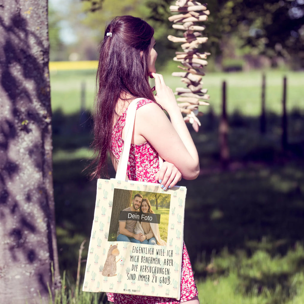 Personalisierte Foto Einkaufstasche Alpaka Fahne Tragetasche Selbst Gestalten Mit Foto, Tragetasche Für Schule Mit Bild, Baumwolltasche Mit Foto, Große Tragetasche Mit Bild, Personalisierte Tragetasche Mit Foto, Leinentasche Mit Bild, Tragetasche Als Geschenk Mit Foto, Nachhaltige Tragetasche Mit Foto, Jutetasche Mit Wunschfoto, Tragetasche Mit Bild Und Text, Vintage Tragetasche Mit Foto, Stofftasche Mit Foto, Tragetasche Mit Wunschfoto, Umweltfreundliche Tragetasche Mit Bild, Tragetasche Für Büro Mit Foto, Bunte Tragetasche Mit Bild, Tragetasche Für Kinder Mit Foto, Tragetasche Mit Eigenem Bild, Tragetasche Für Einkäufe Mit Foto, Tragetasche Bedruckt Mit Foto, Lustige Tragetasche Mit Foto, Einkaufstasche Mit Bild, Wiederverwendbare Tragetasche Mit Wunschfoto, Faltbare Tragetasche Mit Foto, Kleine Tragetasche Mit Wunschfoto, Tragetasche Für Damen Mit Wunschfoto, Tragetasche Für Alltag Mit Bild, Tragetasche Mit Foto Und Namen, Tragetasche Mit Motiv Und Foto, Tragetasche Mit Foto, Tragetasche Modern Mit Fotodruck, Design Tragetasche Mit Bild, Tragetasche Mit Fotodruck, Tragetasche Für Herren Mit Bild, Alpaka, Lama, Lamas, Alpakas, Liebe