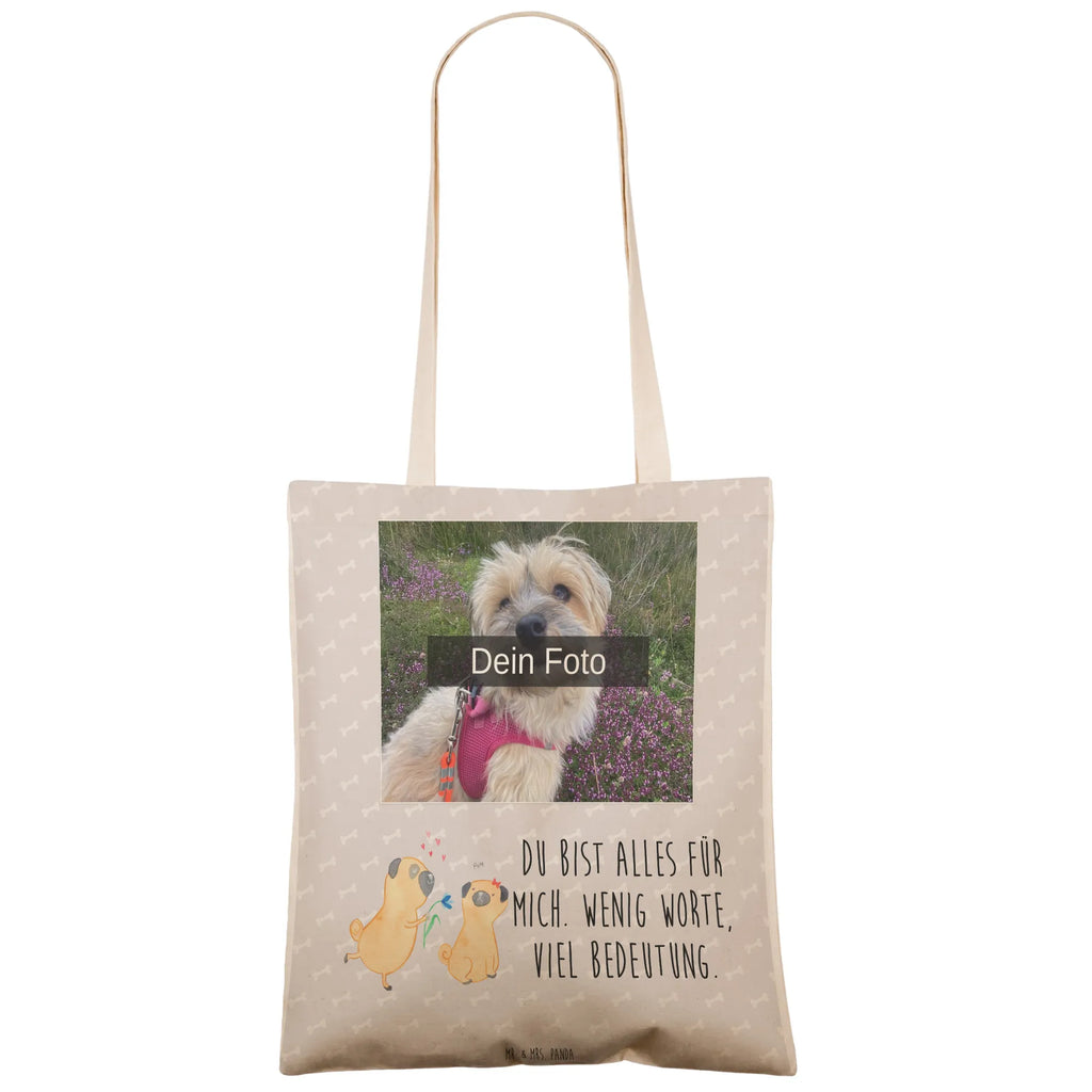 Personalisierte Foto Einkaufstasche Mops Verliebt Leinentasche Mit Bild, Tragetasche Für Damen Mit Wunschfoto, Tragetasche Für Herren Mit Bild, Personalisierte Tragetasche Mit Foto, Umweltfreundliche Tragetasche Mit Bild, Wiederverwendbare Tragetasche Mit Wunschfoto, Tragetasche Für Alltag Mit Bild, Baumwolltasche Mit Foto, Tragetasche Bedruckt Mit Foto, Einkaufstasche Mit Bild, Tragetasche Als Geschenk Mit Foto, Große Tragetasche Mit Bild, Tragetasche Modern Mit Fotodruck, Tragetasche Selbst Gestalten Mit Foto, Jutetasche Mit Wunschfoto, Vintage Tragetasche Mit Foto, Faltbare Tragetasche Mit Foto, Stofftasche Mit Foto, Tragetasche Mit Foto, Tragetasche Für Kinder Mit Foto, Tragetasche Für Schule Mit Bild, Tragetasche Für Einkäufe Mit Foto, Tragetasche Mit Fotodruck, Tragetasche Mit Motiv Und Foto, Tragetasche Für Büro Mit Foto, Tragetasche Mit Foto Und Namen, Tragetasche Mit Bild Und Text, Design Tragetasche Mit Bild, Tragetasche Mit Eigenem Bild, Lustige Tragetasche Mit Foto, Bunte Tragetasche Mit Bild, Nachhaltige Tragetasche Mit Foto, Kleine Tragetasche Mit Wunschfoto, Tragetasche Mit Wunschfoto, Hund, Hundemotiv, Haustier, Hunderasse, Tierliebhaber, Hundebesitzer, Sprüche, Möpse, Geschenk Freund, Partner, Liebesspruch. Verlobt, Liebe, verliebt, Hundeliebe, Mops