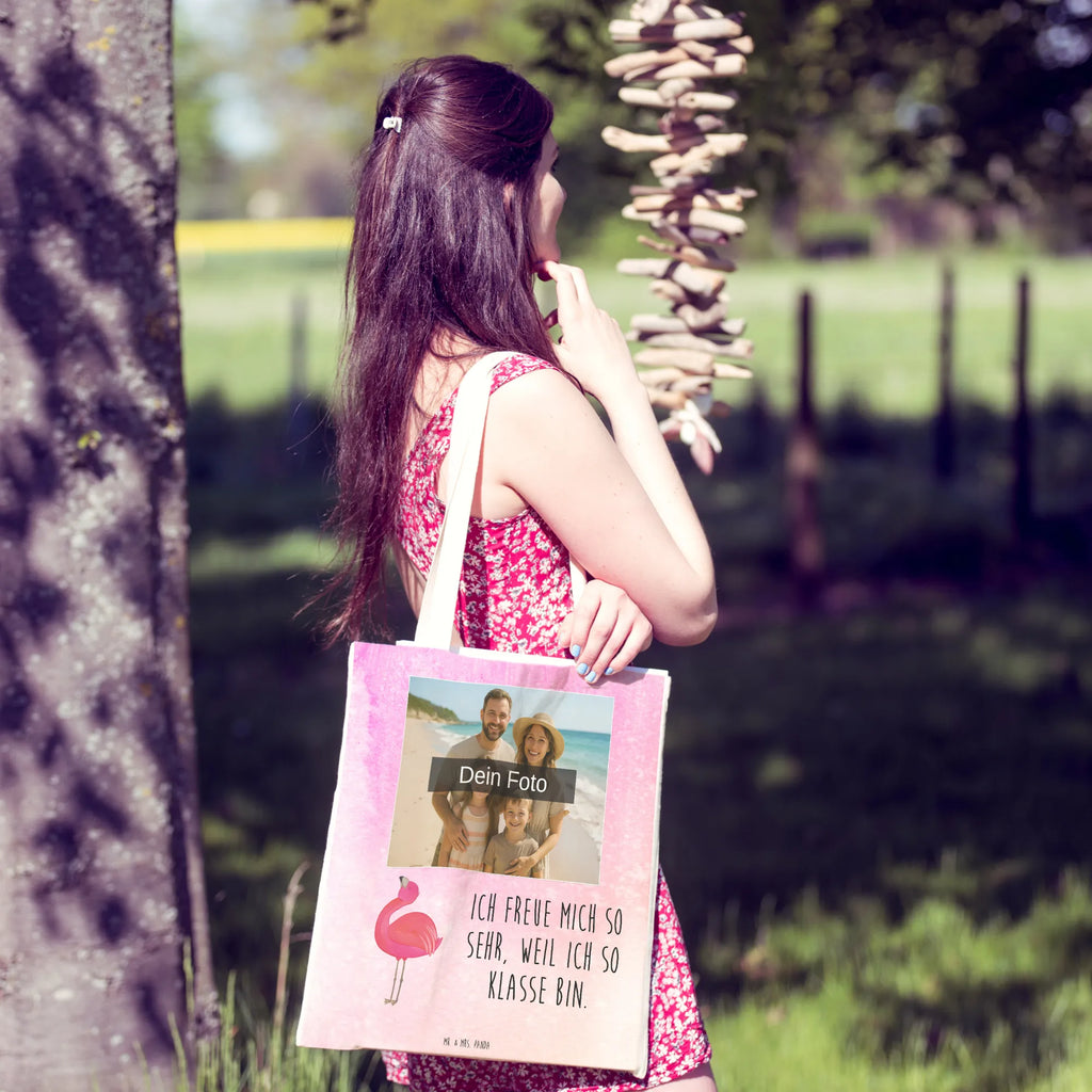 Personalisierte Foto Einkaufstasche Flamingo Stolz Tragetasche Mit Wunschfoto, Faltbare Tragetasche Mit Foto, Stofftasche Mit Foto, Nachhaltige Tragetasche Mit Foto, Tragetasche Für Kinder Mit Foto, Tragetasche Mit Bild Und Text, Tragetasche Selbst Gestalten Mit Foto, Tragetasche Für Herren Mit Bild, Tragetasche Bedruckt Mit Foto, Tragetasche Für Büro Mit Foto, Lustige Tragetasche Mit Foto, Tragetasche Modern Mit Fotodruck, Personalisierte Tragetasche Mit Foto, Tragetasche Mit Fotodruck, Große Tragetasche Mit Bild, Tragetasche Für Alltag Mit Bild, Tragetasche Für Damen Mit Wunschfoto, Kleine Tragetasche Mit Wunschfoto, Tragetasche Für Einkäufe Mit Foto, Tragetasche Als Geschenk Mit Foto, Bunte Tragetasche Mit Bild, Design Tragetasche Mit Bild, Umweltfreundliche Tragetasche Mit Bild, Jutetasche Mit Wunschfoto, Tragetasche Mit Foto Und Namen, Tragetasche Mit Foto, Wiederverwendbare Tragetasche Mit Wunschfoto, Tragetasche Für Schule Mit Bild, Tragetasche Mit Motiv Und Foto, Einkaufstasche Mit Bild, Baumwolltasche Mit Foto, Tragetasche Mit Eigenem Bild, Vintage Tragetasche Mit Foto, Leinentasche Mit Bild, Flamingo, Tochter, beste Freundin, Schwester, Selbstakzeptanz, Freundin, stolz, Freude, Mama, Selbstliebe
