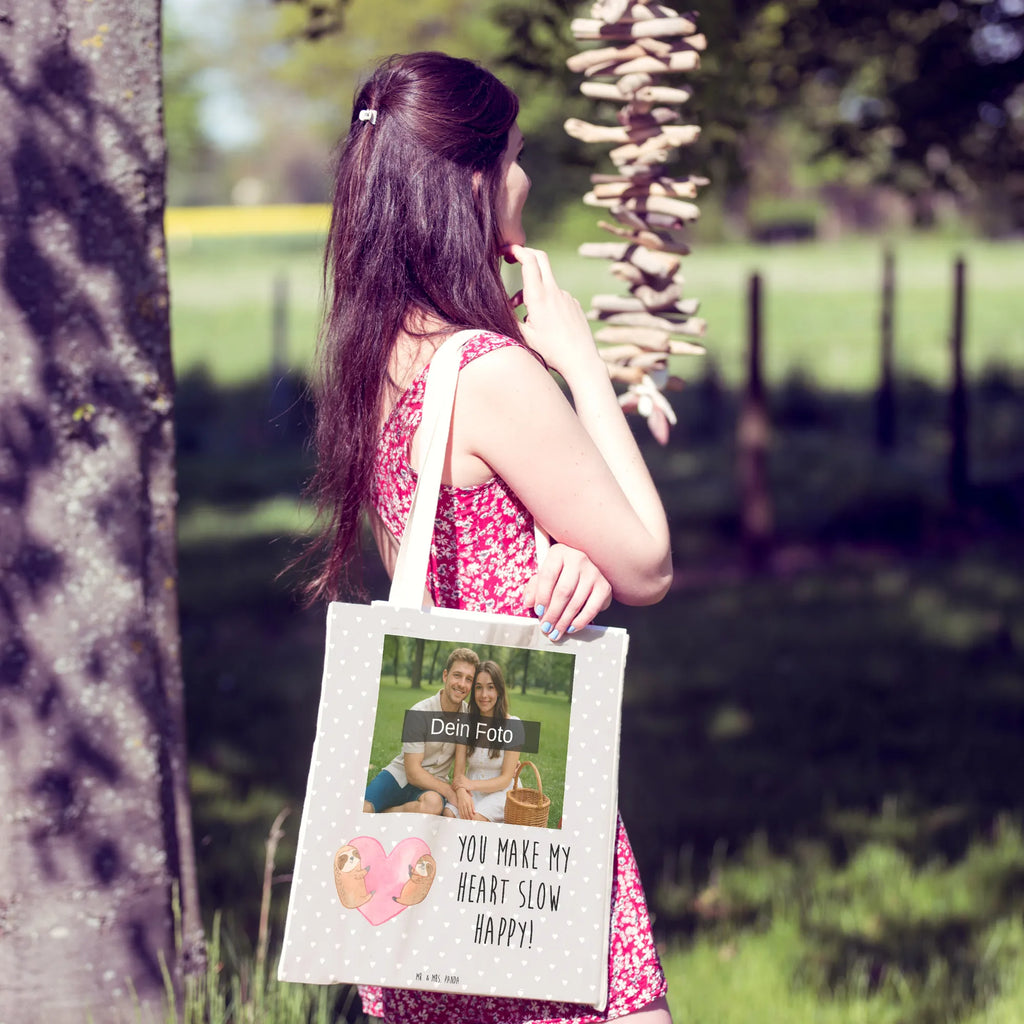 Personalisierte Foto Einkaufstasche Faultiere Herz Nachhaltige Tragetasche Mit Foto, Tragetasche Für Einkäufe Mit Foto, Design Tragetasche Mit Bild, Vintage Tragetasche Mit Foto, Personalisierte Tragetasche Mit Foto, Große Tragetasche Mit Bild, Tragetasche Mit Foto, Tragetasche Bedruckt Mit Foto, Kleine Tragetasche Mit Wunschfoto, Tragetasche Mit Bild Und Text, Wiederverwendbare Tragetasche Mit Wunschfoto, Bunte Tragetasche Mit Bild, Tragetasche Für Damen Mit Wunschfoto, Tragetasche Für Büro Mit Foto, Tragetasche Mit Eigenem Bild, Tragetasche Mit Foto Und Namen, Tragetasche Für Alltag Mit Bild, Stofftasche Mit Foto, Tragetasche Für Kinder Mit Foto, Tragetasche Mit Wunschfoto, Tragetasche Für Schule Mit Bild, Jutetasche Mit Wunschfoto, Tragetasche Als Geschenk Mit Foto, Umweltfreundliche Tragetasche Mit Bild, Lustige Tragetasche Mit Foto, Baumwolltasche Mit Foto, Leinentasche Mit Bild, Faltbare Tragetasche Mit Foto, Tragetasche Selbst Gestalten Mit Foto, Einkaufstasche Mit Bild, Tragetasche Mit Fotodruck, Tragetasche Mit Motiv Und Foto, Tragetasche Modern Mit Fotodruck, Tragetasche Für Herren Mit Bild, Liebe, Partner, Freund, Freundin, Ehemann, Ehefrau, Heiraten, Verlobung, Heiratsantrag, Liebesgeschenk, Jahrestag, Hocheitstag, Valentinstag, Geschenk für Freundin, Mitbringsel, Hochzeitstag, für Männer, Geschenk für Frauen, Geschenk für Partner, Liebesbeweis, für Ehemann