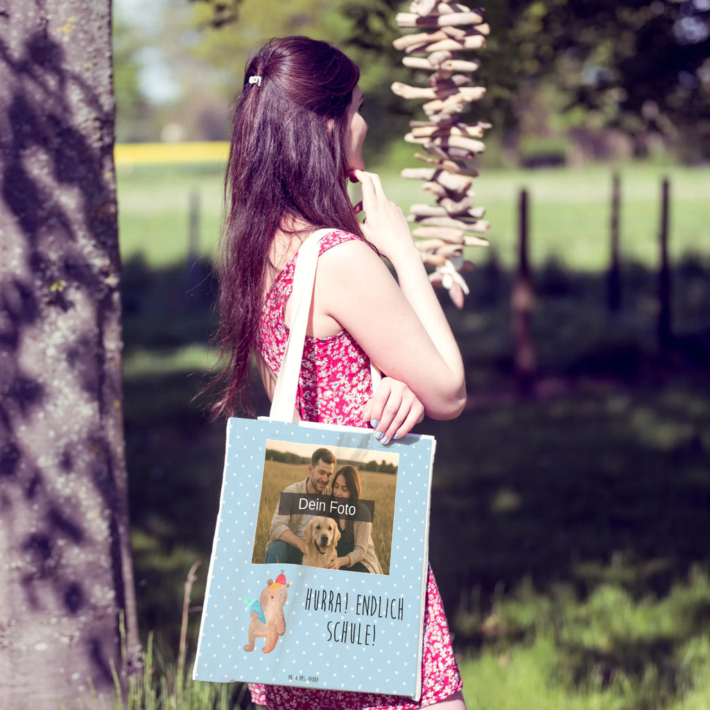 Personalisierte Foto Einkaufstasche Bär Schultüte Tragetasche Für Alltag Mit Bild, Baumwolltasche Mit Foto, Jutetasche Mit Wunschfoto, Nachhaltige Tragetasche Mit Foto, Design Tragetasche Mit Bild, Einkaufstasche Mit Bild, Faltbare Tragetasche Mit Foto, Leinentasche Mit Bild, Kleine Tragetasche Mit Wunschfoto, Personalisierte Tragetasche Mit Foto, Tragetasche Für Büro Mit Foto, Stofftasche Mit Foto, Tragetasche Mit Motiv Und Foto, Vintage Tragetasche Mit Foto, Tragetasche Für Kinder Mit Foto, Tragetasche Mit Foto Und Namen, Umweltfreundliche Tragetasche Mit Bild, Lustige Tragetasche Mit Foto, Tragetasche Selbst Gestalten Mit Foto, Tragetasche Mit Bild Und Text, Tragetasche Für Schule Mit Bild, Wiederverwendbare Tragetasche Mit Wunschfoto, Tragetasche Für Einkäufe Mit Foto, Tragetasche Als Geschenk Mit Foto, Bunte Tragetasche Mit Bild, Große Tragetasche Mit Bild, Tragetasche Mit Foto, Tragetasche Mit Wunschfoto, Tragetasche Für Herren Mit Bild, Tragetasche Mit Eigenem Bild, Tragetasche Für Damen Mit Wunschfoto, Tragetasche Mit Fotodruck, Tragetasche Modern Mit Fotodruck, Tragetasche Bedruckt Mit Foto, Bär, Teddy, Teddybär, Grundschule, Erster Schultag Geschenk, Schule Geschenk, Einschulung Geschenk, Bär Motiv, Schulbeginn, Schulanfang, Schultüte
