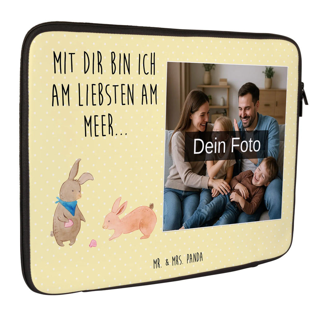Personalisierte Foto Notebook Tasche Hasen Muschel Business Notebooktasche Mit Foto, Laptop-Umhängetasche Mit Wunschbild, Studenten-Notebooktasche Mit Foto., Notebook-Aktentasche Mit Foto, Moderne Notebooktasche Mit Fotodruck, Reisegeeignete Notebooktasche Mit Foto, Notebook-Tasche Aus Nylon Mit Wunschbild, Notebooktasche Mit Tragegriff Und Fotodruck, Notebook-Rucksack Mit Fotodruck, Notebooktasche Für 15 Zoll Mit Wunschbild, Leichte Notebooktasche Mit Foto, Laptoptasche Mit Fotodruck, Gepolsterte Notebooktasche Mit Foto, Notebooktasche Für 17 Zoll Mit Foto, Casual Notebooktasche Mit Wunschfoto, Klassische Notebooktasche Mit Wunschbild, Notebooktasche Für Damen Mit Fotomotiv, Robuste Notebooktasche Mit Wunschfoto, Notebook-Querträger Mit Foto, Rucksackstil Notebooktasche Mit Foto, Laptop-Rucksack Mit Eigenem Bild, Ergonomische Notebooktasche Mit Fotodruck, Laptop-Aktentasche Mit Fotomotiv, Slim Notebooktasche Mit Fotodruck, Notebook-Sleeve Mit Fotopersonalisierung, Notebook-Tasche Aus Canvas Mit Fotodruck, Vintage Notebooktasche Mit Foto, Minimalistische Notebooktasche Mit Fotodruck, Laptop-Messenger-Bag Mit Wunschfoto, Notebook-Tasche Aus Neopren Mit Foto, Notebooktasche Mit Organizerfach Und Foto, Personalisierte Notebooktasche Mit Bild, Notebookhülle Mit Wunschfoto, Büro-Notebooktasche Mit Wunschbild, Notebooktasche Für 13 Zoll Mit Fotodruck, Notebooktasche Für Herren Mit Foto, Notebooktasche Mit Schultergurt Und Bild, Laptop-Case Mit Eigenem Foto, Notebooktasche Mit Zubehörfach Und Bild, Notebook-Tasche Aus Leder Mit Bild, Wasserfeste Notebooktasche Mit Wunschfoto, Notebooktasche Mit Foto, Notebooktasche Mit Reißverschluss Und Foto, Notebook-Umhängetasche Mit Foto, Familie, Vatertag, Muttertag, Bruder, Schwester, Mama, Papa, Oma, Opa, Muscheln, best friends, Muscheln sammeln, BFF, Meer, Freundin, Hasen, Freundinnen, beste Freundin