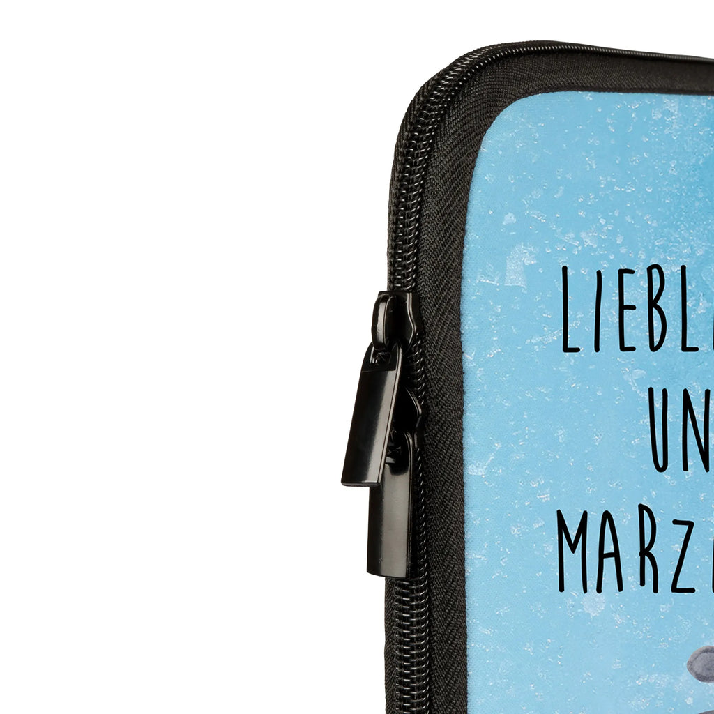 Personalisierte Foto Notebook Tasche Smörle Rodeln Robuste Notebooktasche Mit Wunschfoto, Büro-Notebooktasche Mit Wunschbild, Studenten-Notebooktasche Mit Foto., Vintage Notebooktasche Mit Foto, Reisegeeignete Notebooktasche Mit Foto, Wasserfeste Notebooktasche Mit Wunschfoto, Slim Notebooktasche Mit Fotodruck, Notebooktasche Für Damen Mit Fotomotiv, Laptop-Aktentasche Mit Fotomotiv, Notebooktasche Mit Schultergurt Und Bild, Laptop-Umhängetasche Mit Wunschbild, Notebook-Tasche Aus Canvas Mit Fotodruck, Notebook-Rucksack Mit Fotodruck, Personalisierte Notebooktasche Mit Bild, Notebook-Aktentasche Mit Foto, Notebook-Sleeve Mit Fotopersonalisierung, Rucksackstil Notebooktasche Mit Foto, Laptoptasche Mit Fotodruck, Notebooktasche Mit Zubehörfach Und Bild, Notebook-Tasche Aus Leder Mit Bild, Notebooktasche Für Herren Mit Foto, Notebook-Querträger Mit Foto, Notebooktasche Mit Tragegriff Und Fotodruck, Ergonomische Notebooktasche Mit Fotodruck, Notebooktasche Für 17 Zoll Mit Foto, Notebooktasche Für 13 Zoll Mit Fotodruck, Notebookhülle Mit Wunschfoto, Notebook-Umhängetasche Mit Foto, Notebooktasche Mit Reißverschluss Und Foto, Notebook-Tasche Aus Neopren Mit Foto, Klassische Notebooktasche Mit Wunschbild, Business Notebooktasche Mit Foto, Casual Notebooktasche Mit Wunschfoto, Moderne Notebooktasche Mit Fotodruck, Laptop-Messenger-Bag Mit Wunschfoto, Laptop-Case Mit Eigenem Foto, Leichte Notebooktasche Mit Foto, Notebooktasche Mit Organizerfach Und Foto, Laptop-Rucksack Mit Eigenem Bild, Minimalistische Notebooktasche Mit Fotodruck, Notebooktasche Für 15 Zoll Mit Wunschbild, Notebooktasche Mit Foto, Gepolsterte Notebooktasche Mit Foto, Notebook-Tasche Aus Nylon Mit Wunschbild, Winter, Weihnachten, Weihnachtsdeko, Nikolaus, Advent, Heiligabend, Wintermotiv, Smörle, Schlittenfahren, Marzipan