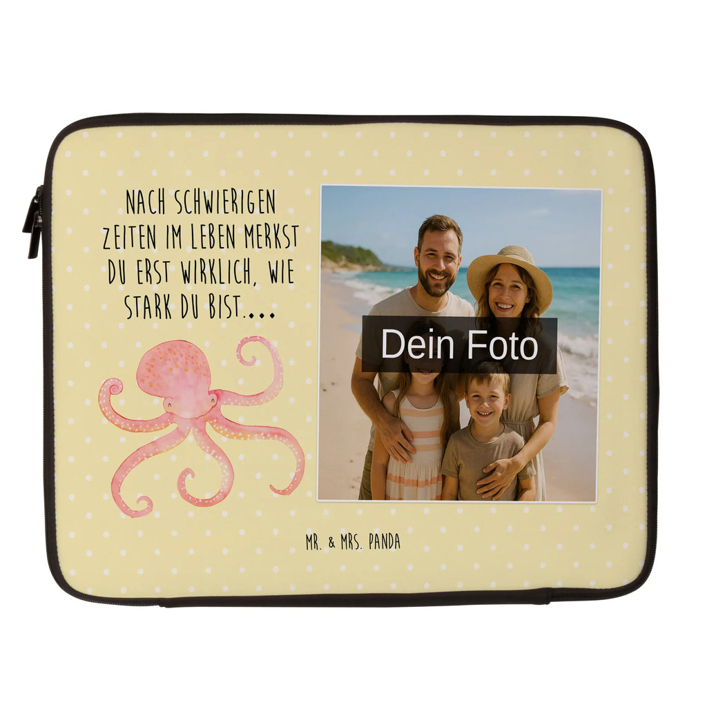 Personalisierte Foto Notebook Tasche Tintenfisch Notebooktasche Mit Zubehörfach Und Bild, Studenten-Notebooktasche Mit Foto., Notebook-Tasche Aus Canvas Mit Fotodruck, Robuste Notebooktasche Mit Wunschfoto, Klassische Notebooktasche Mit Wunschbild, Notebooktasche Mit Foto, Notebook-Aktentasche Mit Foto, Moderne Notebooktasche Mit Fotodruck, Laptoptasche Mit Fotodruck, Leichte Notebooktasche Mit Foto, Slim Notebooktasche Mit Fotodruck, Minimalistische Notebooktasche Mit Fotodruck, Laptop-Aktentasche Mit Fotomotiv, Notebooktasche Mit Reißverschluss Und Foto, Laptop-Umhängetasche Mit Wunschbild, Business Notebooktasche Mit Foto, Notebook-Tasche Aus Neopren Mit Foto, Personalisierte Notebooktasche Mit Bild, Büro-Notebooktasche Mit Wunschbild, Notebooktasche Mit Tragegriff Und Fotodruck, Reisegeeignete Notebooktasche Mit Foto, Notebook-Tasche Aus Nylon Mit Wunschbild, Ergonomische Notebooktasche Mit Fotodruck, Notebooktasche Für 13 Zoll Mit Fotodruck, Notebook-Querträger Mit Foto, Notebooktasche Für 15 Zoll Mit Wunschbild, Wasserfeste Notebooktasche Mit Wunschfoto, Notebooktasche Für Herren Mit Foto, Laptop-Rucksack Mit Eigenem Bild, Notebook-Umhängetasche Mit Foto, Notebook-Tasche Aus Leder Mit Bild, Gepolsterte Notebooktasche Mit Foto, Notebooktasche Mit Schultergurt Und Bild, Notebooktasche Mit Organizerfach Und Foto, Notebooktasche Für 17 Zoll Mit Foto, Notebook-Rucksack Mit Fotodruck, Notebook-Sleeve Mit Fotopersonalisierung, Notebookhülle Mit Wunschfoto, Laptop-Case Mit Eigenem Foto, Laptop-Messenger-Bag Mit Wunschfoto, Vintage Notebooktasche Mit Foto, Casual Notebooktasche Mit Wunschfoto, Notebooktasche Für Damen Mit Fotomotiv, Rucksackstil Notebooktasche Mit Foto, Tiermotive, Gute Laune, lustige Sprüche, Tiere, Krake, Meer, Meerestier, Wasser, Tintenfisch, Arme, Ozean