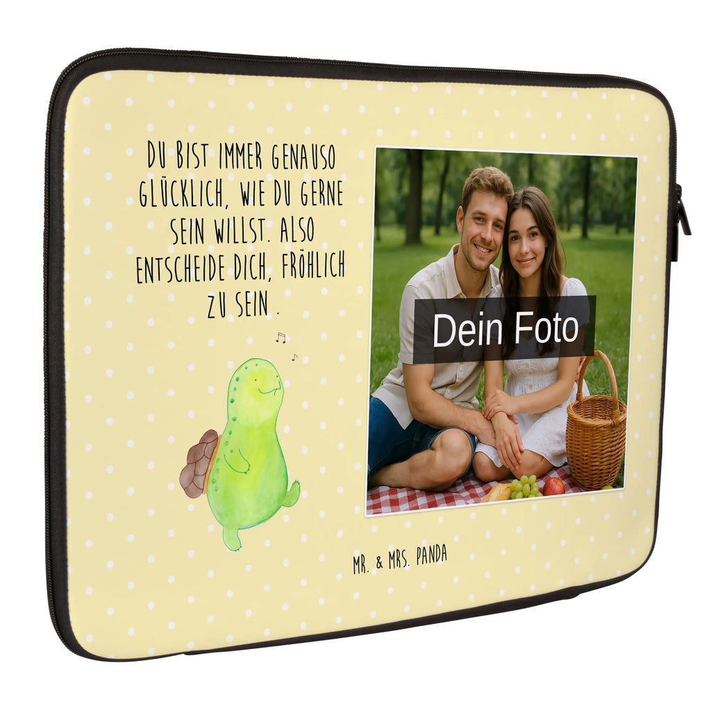 Personalisierte Foto Notebook Tasche Schildkröte Pfeifen Business Notebooktasche Mit Foto, Moderne Notebooktasche Mit Fotodruck, Notebooktasche Mit Schultergurt Und Bild, Laptop-Rucksack Mit Eigenem Bild, Gepolsterte Notebooktasche Mit Foto, Robuste Notebooktasche Mit Wunschfoto, Notebook-Tasche Aus Nylon Mit Wunschbild, Reisegeeignete Notebooktasche Mit Foto, Notebooktasche Für 15 Zoll Mit Wunschbild, Notebook-Rucksack Mit Fotodruck, Notebooktasche Mit Tragegriff Und Fotodruck, Laptop-Case Mit Eigenem Foto, Minimalistische Notebooktasche Mit Fotodruck, Studenten-Notebooktasche Mit Foto., Laptop-Messenger-Bag Mit Wunschfoto, Vintage Notebooktasche Mit Foto, Slim Notebooktasche Mit Fotodruck, Notebook-Aktentasche Mit Foto, Casual Notebooktasche Mit Wunschfoto, Notebooktasche Für Herren Mit Foto, Wasserfeste Notebooktasche Mit Wunschfoto, Ergonomische Notebooktasche Mit Fotodruck, Notebooktasche Für Damen Mit Fotomotiv, Notebook-Tasche Aus Canvas Mit Fotodruck, Klassische Notebooktasche Mit Wunschbild, Notebooktasche Mit Foto, Notebooktasche Für 13 Zoll Mit Fotodruck, Personalisierte Notebooktasche Mit Bild, Rucksackstil Notebooktasche Mit Foto, Notebook-Tasche Aus Neopren Mit Foto, Notebooktasche Mit Organizerfach Und Foto, Notebook-Querträger Mit Foto, Laptoptasche Mit Fotodruck, Notebook-Tasche Aus Leder Mit Bild, Notebook-Sleeve Mit Fotopersonalisierung, Notebookhülle Mit Wunschfoto, Notebooktasche Für 17 Zoll Mit Foto, Notebooktasche Mit Reißverschluss Und Foto, Laptop-Umhängetasche Mit Wunschbild, Leichte Notebooktasche Mit Foto, Büro-Notebooktasche Mit Wunschbild, Notebooktasche Mit Zubehörfach Und Bild, Notebook-Umhängetasche Mit Foto, Laptop-Aktentasche Mit Fotomotiv, Schildkröte, Lebensfreude, Glück, fröhlich, Neuanfang, Motivation, Trennung, Depression, Schildi, Schildkröten