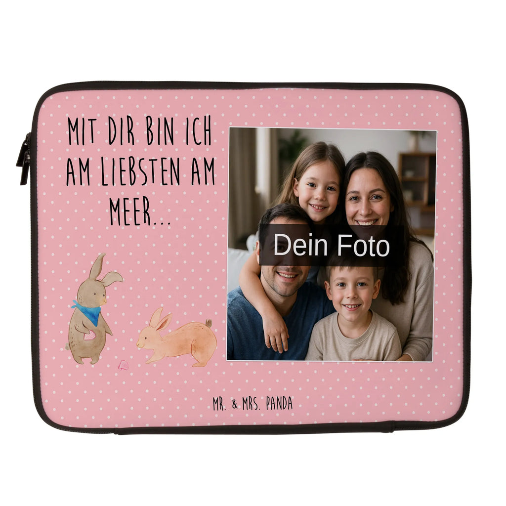 Personalisierte Foto Notebook Tasche Hasen Muschel Business Notebooktasche Mit Foto, Laptop-Umhängetasche Mit Wunschbild, Studenten-Notebooktasche Mit Foto., Notebook-Aktentasche Mit Foto, Moderne Notebooktasche Mit Fotodruck, Reisegeeignete Notebooktasche Mit Foto, Notebook-Tasche Aus Nylon Mit Wunschbild, Notebooktasche Mit Tragegriff Und Fotodruck, Notebook-Rucksack Mit Fotodruck, Notebooktasche Für 15 Zoll Mit Wunschbild, Leichte Notebooktasche Mit Foto, Laptoptasche Mit Fotodruck, Gepolsterte Notebooktasche Mit Foto, Notebooktasche Für 17 Zoll Mit Foto, Casual Notebooktasche Mit Wunschfoto, Klassische Notebooktasche Mit Wunschbild, Notebooktasche Für Damen Mit Fotomotiv, Robuste Notebooktasche Mit Wunschfoto, Notebook-Querträger Mit Foto, Rucksackstil Notebooktasche Mit Foto, Laptop-Rucksack Mit Eigenem Bild, Ergonomische Notebooktasche Mit Fotodruck, Laptop-Aktentasche Mit Fotomotiv, Slim Notebooktasche Mit Fotodruck, Notebook-Sleeve Mit Fotopersonalisierung, Notebook-Tasche Aus Canvas Mit Fotodruck, Vintage Notebooktasche Mit Foto, Minimalistische Notebooktasche Mit Fotodruck, Laptop-Messenger-Bag Mit Wunschfoto, Notebook-Tasche Aus Neopren Mit Foto, Notebooktasche Mit Organizerfach Und Foto, Personalisierte Notebooktasche Mit Bild, Notebookhülle Mit Wunschfoto, Büro-Notebooktasche Mit Wunschbild, Notebooktasche Für 13 Zoll Mit Fotodruck, Notebooktasche Für Herren Mit Foto, Notebooktasche Mit Schultergurt Und Bild, Laptop-Case Mit Eigenem Foto, Notebooktasche Mit Zubehörfach Und Bild, Notebook-Tasche Aus Leder Mit Bild, Wasserfeste Notebooktasche Mit Wunschfoto, Notebooktasche Mit Foto, Notebooktasche Mit Reißverschluss Und Foto, Notebook-Umhängetasche Mit Foto, Familie, Vatertag, Muttertag, Bruder, Schwester, Mama, Papa, Oma, Opa, Muscheln, best friends, Muscheln sammeln, BFF, Meer, Freundin, Hasen, Freundinnen, beste Freundin