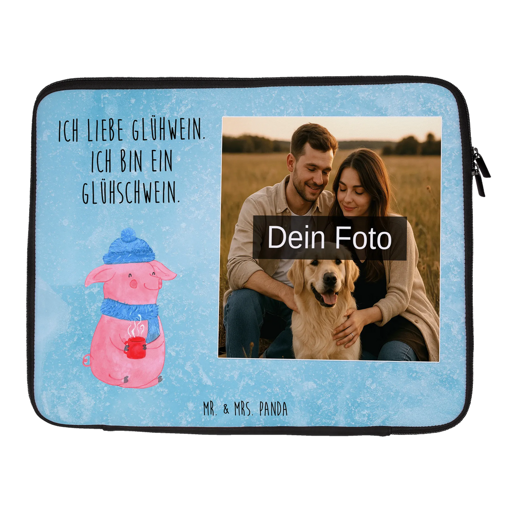 Personalisierte Foto Notebook Tasche Schwein Glühwein Studenten-Notebooktasche Mit Foto., Klassische Notebooktasche Mit Wunschbild, Notebook-Rucksack Mit Fotodruck, Notebooktasche Für 13 Zoll Mit Fotodruck, Minimalistische Notebooktasche Mit Fotodruck, Notebooktasche Für 15 Zoll Mit Wunschbild, Notebooktasche Mit Reißverschluss Und Foto, Laptop-Messenger-Bag Mit Wunschfoto, Notebook-Sleeve Mit Fotopersonalisierung, Notebook-Tasche Aus Neopren Mit Foto, Notebooktasche Mit Foto, Wasserfeste Notebooktasche Mit Wunschfoto, Laptop-Rucksack Mit Eigenem Bild, Notebooktasche Für Herren Mit Foto, Notebooktasche Mit Zubehörfach Und Bild, Büro-Notebooktasche Mit Wunschbild, Slim Notebooktasche Mit Fotodruck, Vintage Notebooktasche Mit Foto, Reisegeeignete Notebooktasche Mit Foto, Laptop-Aktentasche Mit Fotomotiv, Laptop-Umhängetasche Mit Wunschbild, Notebook-Querträger Mit Foto, Notebooktasche Für 17 Zoll Mit Foto, Notebook-Tasche Aus Nylon Mit Wunschbild, Ergonomische Notebooktasche Mit Fotodruck, Casual Notebooktasche Mit Wunschfoto, Laptop-Case Mit Eigenem Foto, Notebooktasche Mit Schultergurt Und Bild, Notebooktasche Mit Tragegriff Und Fotodruck, Robuste Notebooktasche Mit Wunschfoto, Notebooktasche Mit Organizerfach Und Foto, Notebook-Aktentasche Mit Foto, Notebook-Umhängetasche Mit Foto, Notebooktasche Für Damen Mit Fotomotiv, Moderne Notebooktasche Mit Fotodruck, Notebook-Tasche Aus Canvas Mit Fotodruck, Gepolsterte Notebooktasche Mit Foto, Personalisierte Notebooktasche Mit Bild, Notebook-Tasche Aus Leder Mit Bild, Notebookhülle Mit Wunschfoto, Laptoptasche Mit Fotodruck, Leichte Notebooktasche Mit Foto, Rucksackstil Notebooktasche Mit Foto, Business Notebooktasche Mit Foto, Winter, Weihnachten, Weihnachtsdeko, Nikolaus, Advent, Heiligabend, Wintermotiv, Glühschwein, Glühwein, Punsch, Weihnachtsmarkt