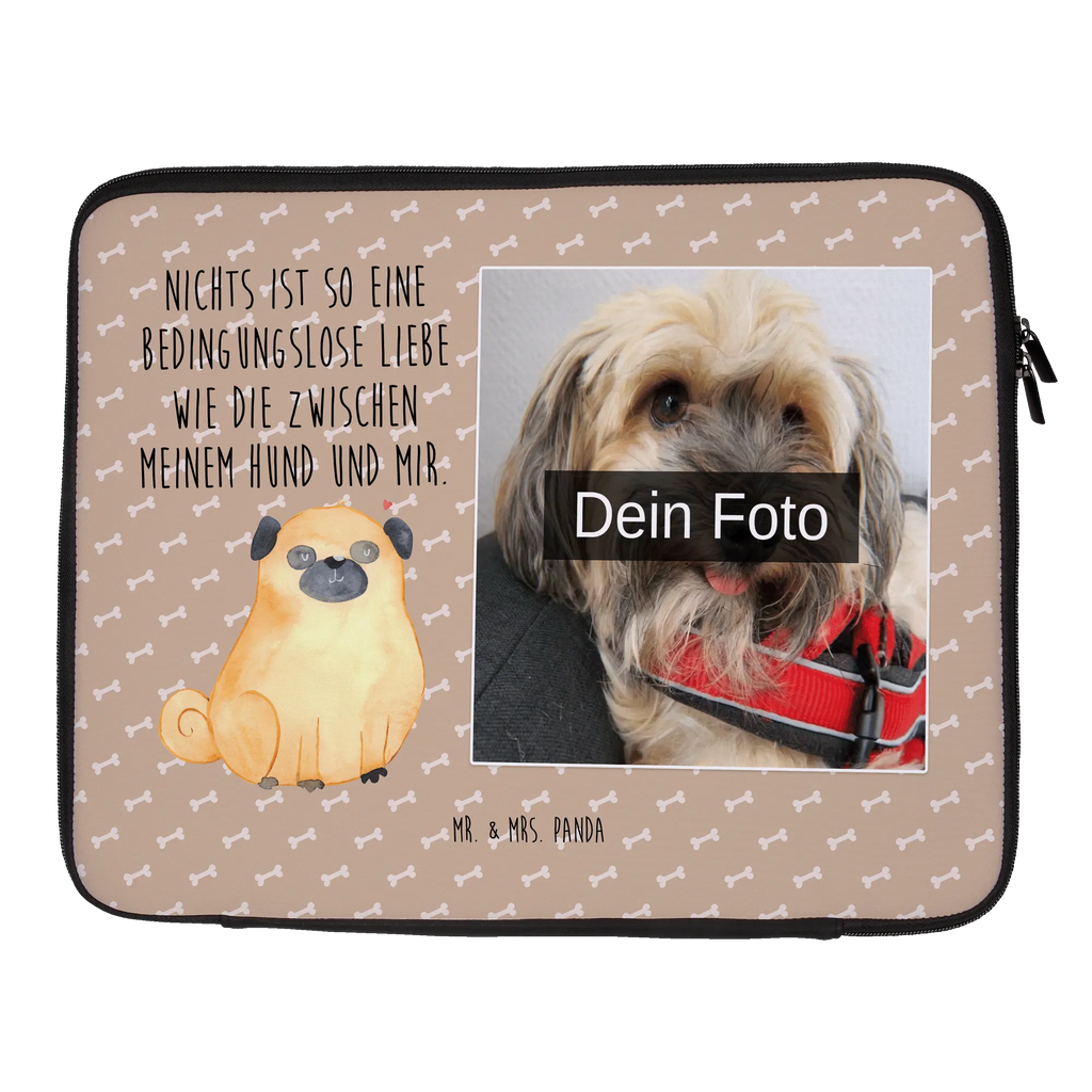 Personalisierte Foto Notebook Tasche Mops Minimalistische Notebooktasche Mit Fotodruck, Notebooktasche Mit Schultergurt Und Bild, Notebook-Tasche Aus Leder Mit Bild, Business Notebooktasche Mit Foto, Laptoptasche Mit Fotodruck, Vintage Notebooktasche Mit Foto, Wasserfeste Notebooktasche Mit Wunschfoto, Laptop-Aktentasche Mit Fotomotiv, Notebook-Querträger Mit Foto, Personalisierte Notebooktasche Mit Bild, Notebooktasche Für 13 Zoll Mit Fotodruck, Notebooktasche Mit Tragegriff Und Fotodruck, Notebookhülle Mit Wunschfoto, Slim Notebooktasche Mit Fotodruck, Rucksackstil Notebooktasche Mit Foto, Notebook-Tasche Aus Nylon Mit Wunschbild, Klassische Notebooktasche Mit Wunschbild, Notebook-Tasche Aus Canvas Mit Fotodruck, Notebooktasche Für Herren Mit Foto, Notebook-Sleeve Mit Fotopersonalisierung, Notebook-Umhängetasche Mit Foto, Büro-Notebooktasche Mit Wunschbild, Notebook-Rucksack Mit Fotodruck, Studenten-Notebooktasche Mit Foto., Leichte Notebooktasche Mit Foto, Laptop-Case Mit Eigenem Foto, Notebooktasche Für Damen Mit Fotomotiv, Notebooktasche Für 17 Zoll Mit Foto, Notebook-Aktentasche Mit Foto, Reisegeeignete Notebooktasche Mit Foto, Gepolsterte Notebooktasche Mit Foto, Robuste Notebooktasche Mit Wunschfoto, Notebook-Tasche Aus Neopren Mit Foto, Laptop-Messenger-Bag Mit Wunschfoto, Laptop-Umhängetasche Mit Wunschbild, Notebooktasche Mit Reißverschluss Und Foto, Notebooktasche Mit Foto, Notebooktasche Für 15 Zoll Mit Wunschbild, Laptop-Rucksack Mit Eigenem Bild, Notebooktasche Mit Zubehörfach Und Bild, Casual Notebooktasche Mit Wunschfoto, Moderne Notebooktasche Mit Fotodruck, Ergonomische Notebooktasche Mit Fotodruck, Notebooktasche Mit Organizerfach Und Foto, Hund, Hundemotiv, Haustier, Hunderasse, Tierliebhaber, Hundebesitzer, Sprüche, Mops, Hundeliebe, Liebe