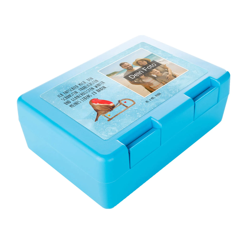 Personalisierte Foto Brotdose Rotkehlchen Schlitten Auslaufsichere Brotdose Mit Foto, Kunststoff Brotdose Mit Bild, Brotdose Schule Mit Foto, Nachhaltige Brotdose Mit Foto, Vesperdose Mit Bild, Edelstahl Brotdose Mit Foto, Lunchbox Mit Foto, BPA-Freie Brotdose Mit Bild, Brotdose Mit Foto Und Wunschtext, Pausenbrotbox Mit Wunschfoto, Brotdose Bedruckt Mit Foto, Design Brotdose Mit Wunschfoto, Geschenk Brotdose Mit Foto, Essensdose Mit Wunschfoto, Brotdose Mit Foto, Snackbox Mit Bild, Brotdose Mit Wunschfoto, Brotdose Büro Mit Foto, Brotdose Mit Bild Und Namen, Wiederverwendbare Brotdose Mit Foto, Brotdose Selbst Gestalten Mit Foto, Brotbox Mit Foto, Brotdose Erwachsene Mit Bild, Brotdose Kindergarten Mit Wunschbild, Brotdose Kita Mit Foto, Brotdose Für Unterwegs Mit Wunschfoto, Brotdose Mit Eigenem Bild, Jausenbox Mit Eigenem Bild, Brotdose Für Mädchen Mit Foto, Brotdose Kinder Mit Foto, Foto Brotdose, Frühstücksdose Mit Foto, Butterbrotdose Mit Bild, Lustige Brotdose Mit Eigenem Foto, Personalisierte Brotdose Mit Foto, Vesperbox Mit Foto, Brotdose Für Jungen Mit Bild, Winter, Weihnachten, Weihnachtsdeko, Nikolaus, Advent, Heiligabend, Wintermotiv, Schlitten, Vogel