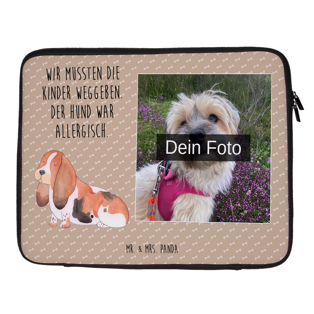 Personalisierte Foto Notebook Tasche Hund Basset Hound Wasserfeste Notebooktasche Mit Wunschfoto, Laptop-Case Mit Eigenem Foto, Leichte Notebooktasche Mit Foto, Büro-Notebooktasche Mit Wunschbild, Notebooktasche Für 17 Zoll Mit Foto, Notebook-Aktentasche Mit Foto, Laptop-Aktentasche Mit Fotomotiv, Notebookhülle Mit Wunschfoto, Notebooktasche Mit Foto, Moderne Notebooktasche Mit Fotodruck, Notebooktasche Mit Organizerfach Und Foto, Slim Notebooktasche Mit Fotodruck, Laptoptasche Mit Fotodruck, Notebooktasche Für Damen Mit Fotomotiv, Laptop-Messenger-Bag Mit Wunschfoto, Notebooktasche Für 15 Zoll Mit Wunschbild, Notebooktasche Mit Reißverschluss Und Foto, Notebook-Rucksack Mit Fotodruck, Notebooktasche Für 13 Zoll Mit Fotodruck, Rucksackstil Notebooktasche Mit Foto, Notebooktasche Für Herren Mit Foto, Notebooktasche Mit Zubehörfach Und Bild, Notebooktasche Mit Tragegriff Und Fotodruck, Minimalistische Notebooktasche Mit Fotodruck, Reisegeeignete Notebooktasche Mit Foto, Casual Notebooktasche Mit Wunschfoto, Robuste Notebooktasche Mit Wunschfoto, Notebook-Sleeve Mit Fotopersonalisierung, Notebook-Tasche Aus Canvas Mit Fotodruck, Laptop-Rucksack Mit Eigenem Bild, Ergonomische Notebooktasche Mit Fotodruck, Laptop-Umhängetasche Mit Wunschbild, Gepolsterte Notebooktasche Mit Foto, Vintage Notebooktasche Mit Foto, Notebook-Tasche Aus Neopren Mit Foto, Notebook-Tasche Aus Leder Mit Bild, Klassische Notebooktasche Mit Wunschbild, Notebook-Tasche Aus Nylon Mit Wunschbild, Notebook-Umhängetasche Mit Foto, Studenten-Notebooktasche Mit Foto., Notebooktasche Mit Schultergurt Und Bild, Personalisierte Notebooktasche Mit Bild, Business Notebooktasche Mit Foto, Notebook-Querträger Mit Foto, Hund, Hundemotiv, Haustier, Hunderasse, Tierliebhaber, Hundebesitzer, Sprüche, Basset, kinderlos, Hundeliebe, Basset Hound
