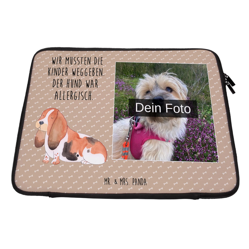 Personalisierte Foto Notebook Tasche Hund Basset Hound Wasserfeste Notebooktasche Mit Wunschfoto, Laptop-Case Mit Eigenem Foto, Leichte Notebooktasche Mit Foto, Büro-Notebooktasche Mit Wunschbild, Notebooktasche Für 17 Zoll Mit Foto, Notebook-Aktentasche Mit Foto, Laptop-Aktentasche Mit Fotomotiv, Notebookhülle Mit Wunschfoto, Notebooktasche Mit Foto, Moderne Notebooktasche Mit Fotodruck, Notebooktasche Mit Organizerfach Und Foto, Slim Notebooktasche Mit Fotodruck, Laptoptasche Mit Fotodruck, Notebooktasche Für Damen Mit Fotomotiv, Laptop-Messenger-Bag Mit Wunschfoto, Notebooktasche Für 15 Zoll Mit Wunschbild, Notebooktasche Mit Reißverschluss Und Foto, Notebook-Rucksack Mit Fotodruck, Notebooktasche Für 13 Zoll Mit Fotodruck, Rucksackstil Notebooktasche Mit Foto, Notebooktasche Für Herren Mit Foto, Notebooktasche Mit Zubehörfach Und Bild, Notebooktasche Mit Tragegriff Und Fotodruck, Minimalistische Notebooktasche Mit Fotodruck, Reisegeeignete Notebooktasche Mit Foto, Casual Notebooktasche Mit Wunschfoto, Robuste Notebooktasche Mit Wunschfoto, Notebook-Sleeve Mit Fotopersonalisierung, Notebook-Tasche Aus Canvas Mit Fotodruck, Laptop-Rucksack Mit Eigenem Bild, Ergonomische Notebooktasche Mit Fotodruck, Laptop-Umhängetasche Mit Wunschbild, Gepolsterte Notebooktasche Mit Foto, Vintage Notebooktasche Mit Foto, Notebook-Tasche Aus Neopren Mit Foto, Notebook-Tasche Aus Leder Mit Bild, Klassische Notebooktasche Mit Wunschbild, Notebook-Tasche Aus Nylon Mit Wunschbild, Notebook-Umhängetasche Mit Foto, Studenten-Notebooktasche Mit Foto., Notebooktasche Mit Schultergurt Und Bild, Personalisierte Notebooktasche Mit Bild, Business Notebooktasche Mit Foto, Notebook-Querträger Mit Foto, Hund, Hundemotiv, Haustier, Hunderasse, Tierliebhaber, Hundebesitzer, Sprüche, Basset, kinderlos, Hundeliebe, Basset Hound