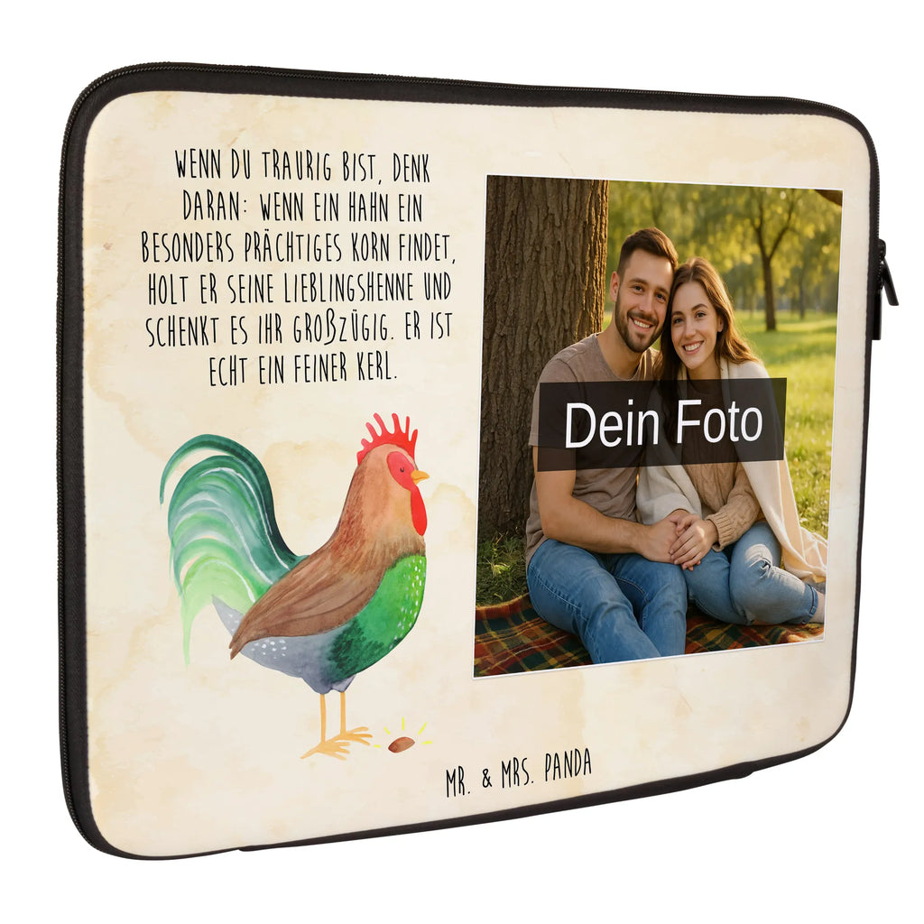 Personalisierte Foto Notebook Tasche Hahn Korn Notebook-Tasche Aus Leder Mit Bild, Notebooktasche Mit Tragegriff Und Fotodruck, Notebooktasche Für 17 Zoll Mit Foto, Wasserfeste Notebooktasche Mit Wunschfoto, Robuste Notebooktasche Mit Wunschfoto, Minimalistische Notebooktasche Mit Fotodruck, Notebook-Umhängetasche Mit Foto, Personalisierte Notebooktasche Mit Bild, Notebooktasche Für 15 Zoll Mit Wunschbild, Notebookhülle Mit Wunschfoto, Notebooktasche Mit Zubehörfach Und Bild, Notebook-Querträger Mit Foto, Business Notebooktasche Mit Foto, Slim Notebooktasche Mit Fotodruck, Studenten-Notebooktasche Mit Foto., Notebook-Tasche Aus Nylon Mit Wunschbild, Laptoptasche Mit Fotodruck, Notebooktasche Für Herren Mit Foto, Büro-Notebooktasche Mit Wunschbild, Leichte Notebooktasche Mit Foto, Notebooktasche Mit Organizerfach Und Foto, Rucksackstil Notebooktasche Mit Foto, Notebook-Rucksack Mit Fotodruck, Notebooktasche Für 13 Zoll Mit Fotodruck, Reisegeeignete Notebooktasche Mit Foto, Laptop-Messenger-Bag Mit Wunschfoto, Moderne Notebooktasche Mit Fotodruck, Notebooktasche Mit Reißverschluss Und Foto, Notebooktasche Für Damen Mit Fotomotiv, Ergonomische Notebooktasche Mit Fotodruck, Notebook-Aktentasche Mit Foto, Laptop-Aktentasche Mit Fotomotiv, Laptop-Umhängetasche Mit Wunschbild, Casual Notebooktasche Mit Wunschfoto, Notebooktasche Mit Schultergurt Und Bild, Notebook-Sleeve Mit Fotopersonalisierung, Klassische Notebooktasche Mit Wunschbild, Laptop-Case Mit Eigenem Foto, Notebook-Tasche Aus Neopren Mit Foto, Notebooktasche Mit Foto, Vintage Notebooktasche Mit Foto, Laptop-Rucksack Mit Eigenem Bild, Notebook-Tasche Aus Canvas Mit Fotodruck, Gepolsterte Notebooktasche Mit Foto, Bauernhof, Hoftiere, Landwirt, Landwirtin, Henne, Eier, Hahn, Natur, Korn