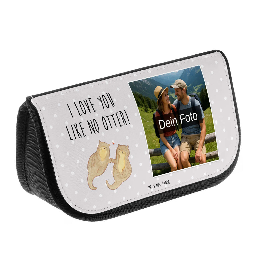 Personalisierte Foto Kosmetiktasche Otter Hände halten Kosmetiktasche Mit Foto, Kosmetiktasche Mit Foto Und Wunschtext, Beautybag Mit Foto, Vintage Schminktasche Mit Foto, Schminkbeutel Für Jungen Mit Bild, Schminktasche Mit Urlaubsfoto, Personalisierte Make-Up Tasche Mit Bild, Schminktasche Nachhaltig Mit Foto, Kosmetiktasche Für Herren Mit Wunschfoto, Necessaire Mit Foto, Kosmetiktasche Mit Foto Und Namen, Kosmetiktasche Für Kinder Mit Foto, Kosmetiktasche Für Damen Mit Foto, Kosmetiktasche Mit Wunschfoto, Kleine Kosmetiktasche Mit Foto, Kosmetiktasche Bedruckt Mit Foto, Schminktasche Bunt Mit Bild, Schminktasche Geschenk Mit Bild, Kulturbeutel Mit Bild, Große Schminktasche Mit Foto, Make-Up Tasche Mit Bild, Schminktasche Mit Haustierfoto, Schminktasche Mit Familienfoto, Schminktasche Für Mädchen Mit Foto, Schminktasche Mit Foto, Kosmetiktasche Mit Eigenem Bild, Schminkbeutel Mit Foto, Personalisierte Kosmetiktasche Mit Foto, Kosmetiktasche Modern Mit Wunschfoto, Reise-Kosmetiktasche Mit Wunschbild, Schminktäschchen Mit Wunschfoto, Kosmetiktasche Aus Leder Mit Bild, Kosmetiktasche Selbst Gestalten Mit Foto, Kosmetiktasche Aus Stoff Mit Foto, Otter, Fischotter, Seeotter, Otter Seeotter See Otter