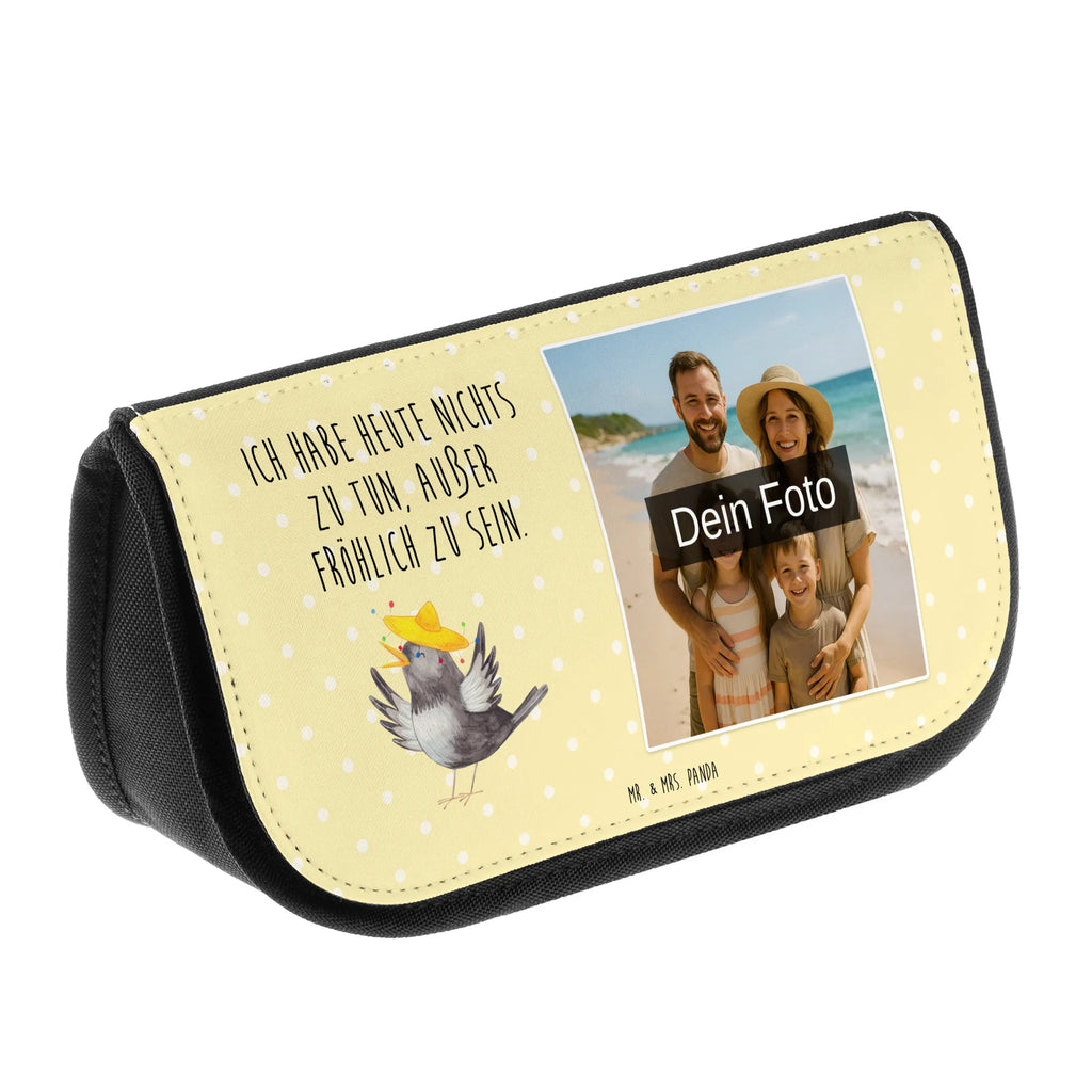 Personalisierte Foto Kosmetiktasche Rabe Sombrero Kosmetiktasche Mit Foto, Kosmetiktasche Selbst Gestalten Mit Foto, Schminktasche Nachhaltig Mit Foto, Kosmetiktasche Mit Foto Und Namen, Schminkbeutel Mit Foto, Schminktäschchen Mit Wunschfoto, Schminktasche Mit Urlaubsfoto, Kulturbeutel Mit Bild, Vintage Schminktasche Mit Foto, Kosmetiktasche Mit Foto Und Wunschtext, Personalisierte Kosmetiktasche Mit Foto, Kosmetiktasche Modern Mit Wunschfoto, Kleine Kosmetiktasche Mit Foto, Schminktasche Bunt Mit Bild, Beautybag Mit Foto, Schminktasche Geschenk Mit Bild, Schminktasche Mit Familienfoto, Kosmetiktasche Aus Leder Mit Bild, Personalisierte Make-Up Tasche Mit Bild, Kosmetiktasche Mit Eigenem Bild, Kosmetiktasche Für Herren Mit Wunschfoto, Schminkbeutel Für Jungen Mit Bild, Schminktasche Mit Foto, Schminktasche Für Mädchen Mit Foto, Kosmetiktasche Aus Stoff Mit Foto, Make-Up Tasche Mit Bild, Kosmetiktasche Für Damen Mit Foto, Schminktasche Mit Haustierfoto, Große Schminktasche Mit Foto, Necessaire Mit Foto, Kosmetiktasche Bedruckt Mit Foto, Kosmetiktasche Für Kinder Mit Foto, Kosmetiktasche Mit Wunschfoto, Reise-Kosmetiktasche Mit Wunschbild, Tiermotive, Gute Laune, lustige Sprüche, Tiere, Vogel, Elster, fröhlich sein, froh, Spruch positiv, Glück Spruch, Vögel, Motivation, Rabe, glücklich sein