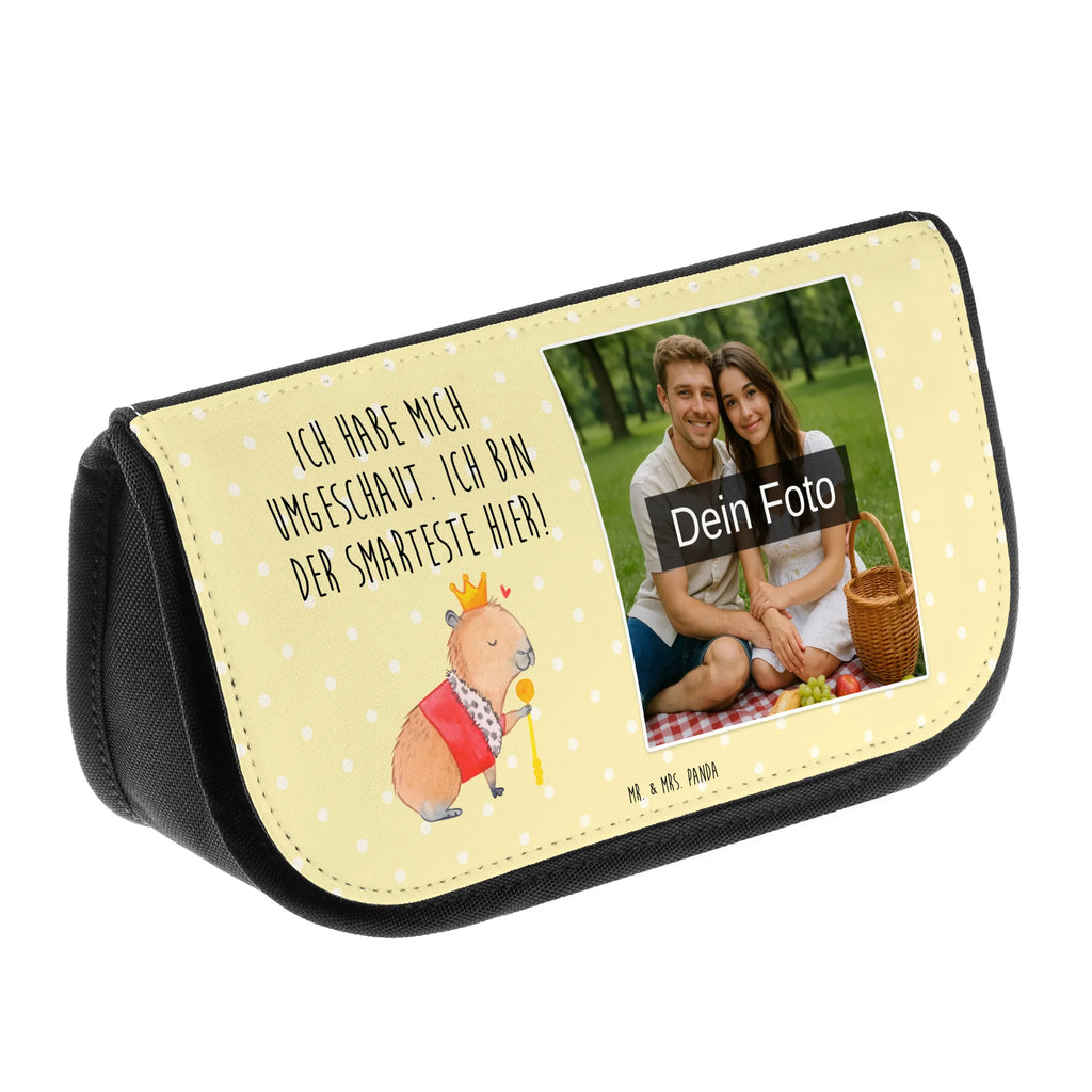 Personalisierte Foto Kosmetiktasche Capybara König Schminktasche Nachhaltig Mit Foto, Kosmetiktasche Aus Stoff Mit Foto, Personalisierte Make-Up Tasche Mit Bild, Kosmetiktasche Mit Foto, Vintage Schminktasche Mit Foto, Schminkbeutel Mit Foto, Reise-Kosmetiktasche Mit Wunschbild, Schminktasche Mit Haustierfoto, Schminktasche Mit Familienfoto, Kosmetiktasche Selbst Gestalten Mit Foto, Große Schminktasche Mit Foto, Kosmetiktasche Für Herren Mit Wunschfoto, Schminktasche Mit Foto, Kosmetiktasche Mit Foto Und Wunschtext, Kulturbeutel Mit Bild, Kosmetiktasche Modern Mit Wunschfoto, Schminktäschchen Mit Wunschfoto, Schminkbeutel Für Jungen Mit Bild, Kosmetiktasche Für Damen Mit Foto, Kosmetiktasche Mit Foto Und Namen, Schminktasche Für Mädchen Mit Foto, Necessaire Mit Foto, Schminktasche Mit Urlaubsfoto, Personalisierte Kosmetiktasche Mit Foto, Kosmetiktasche Für Kinder Mit Foto, Kosmetiktasche Aus Leder Mit Bild, Kleine Kosmetiktasche Mit Foto, Schminktasche Bunt Mit Bild, Beautybag Mit Foto, Make-Up Tasche Mit Bild, Kosmetiktasche Bedruckt Mit Foto, Kosmetiktasche Mit Eigenem Bild, Kosmetiktasche Mit Wunschfoto, Schminktasche Geschenk Mit Bild, Tiermotive, Gute Laune, lustige Sprüche, Tiere, Capybara, König