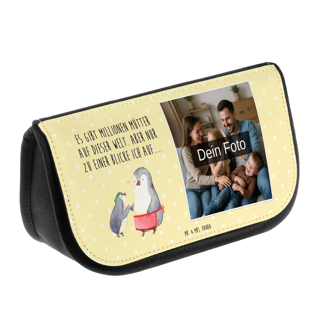 Personalisierte Foto Kosmetiktasche Pinguin mit Kind Schminktasche Für Mädchen Mit Foto, Necessaire Mit Foto, Personalisierte Make-Up Tasche Mit Bild, Beautybag Mit Foto, Kosmetiktasche Aus Leder Mit Bild, Schminkbeutel Für Jungen Mit Bild, Kosmetiktasche Mit Foto, Kosmetiktasche Modern Mit Wunschfoto, Kosmetiktasche Mit Wunschfoto, Schminktäschchen Mit Wunschfoto, Personalisierte Kosmetiktasche Mit Foto, Kulturbeutel Mit Bild, Kosmetiktasche Aus Stoff Mit Foto, Schminktasche Mit Haustierfoto, Schminktasche Mit Foto, Kosmetiktasche Mit Foto Und Namen, Make-Up Tasche Mit Bild, Kosmetiktasche Für Damen Mit Foto, Schminktasche Bunt Mit Bild, Kosmetiktasche Mit Eigenem Bild, Vintage Schminktasche Mit Foto, Schminktasche Geschenk Mit Bild, Reise-Kosmetiktasche Mit Wunschbild, Kosmetiktasche Bedruckt Mit Foto, Kosmetiktasche Mit Foto Und Wunschtext, Schminktasche Mit Urlaubsfoto, Kosmetiktasche Für Herren Mit Wunschfoto, Schminktasche Mit Familienfoto, Schminkbeutel Mit Foto, Kosmetiktasche Selbst Gestalten Mit Foto, Große Schminktasche Mit Foto, Kosmetiktasche Für Kinder Mit Foto, Kleine Kosmetiktasche Mit Foto, Schminktasche Nachhaltig Mit Foto, Familie, Vatertag, Muttertag, Bruder, Schwester, Mama, Papa, Oma, Opa, Mutti, Geschenk, Mami, Mutter, Geburststag