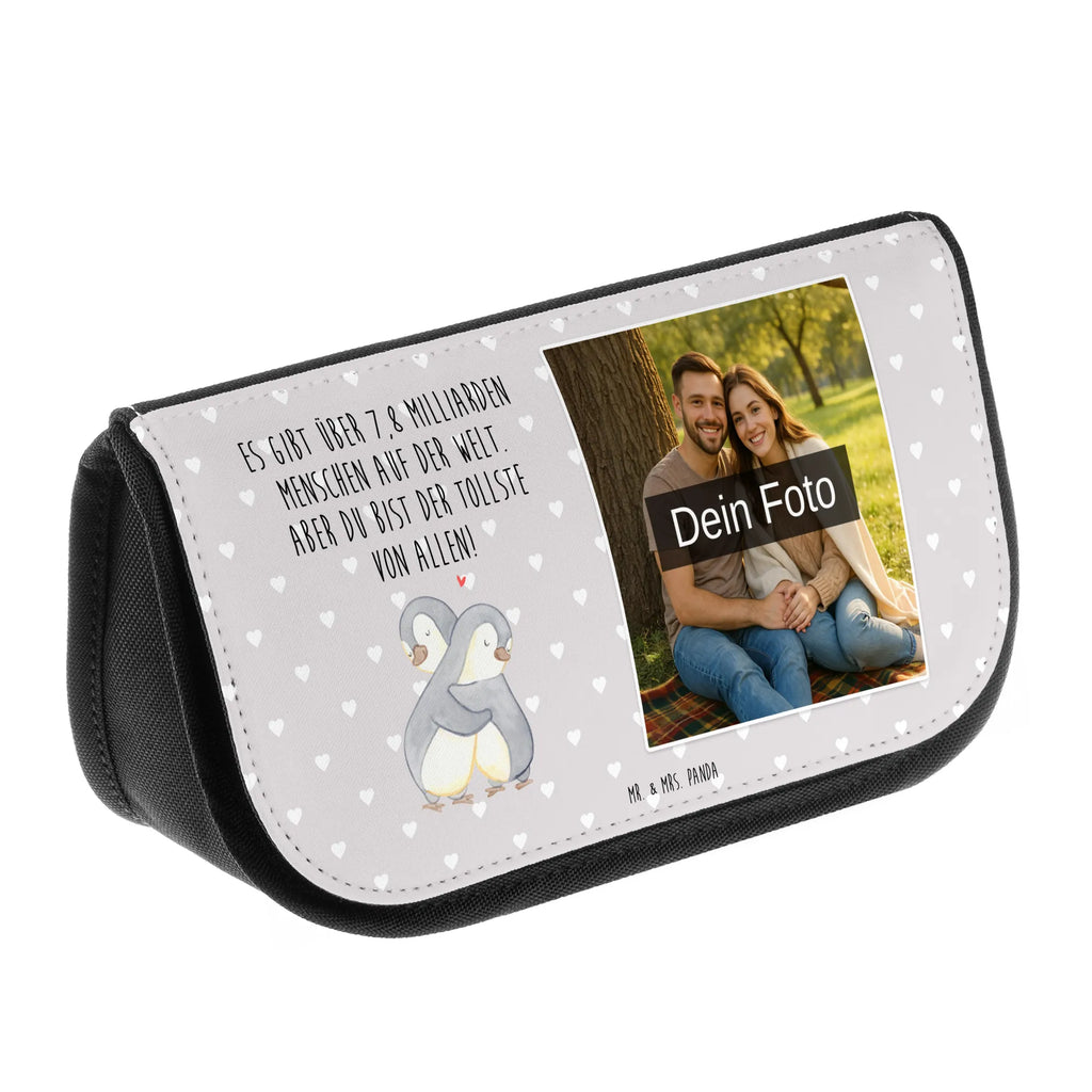 Personalisierte Foto Kosmetiktasche Pinguine Kuscheln Schminktasche Bunt Mit Bild, Make-Up Tasche Mit Bild, Kosmetiktasche Für Damen Mit Foto, Kosmetiktasche Bedruckt Mit Foto, Kleine Kosmetiktasche Mit Foto, Necessaire Mit Foto, Große Schminktasche Mit Foto, Kosmetiktasche Modern Mit Wunschfoto, Schminktasche Mit Familienfoto, Kosmetiktasche Mit Foto, Kulturbeutel Mit Bild, Schminkbeutel Mit Foto, Beautybag Mit Foto, Schminktasche Mit Foto, Kosmetiktasche Aus Leder Mit Bild, Kosmetiktasche Selbst Gestalten Mit Foto, Personalisierte Make-Up Tasche Mit Bild, Schminktasche Für Mädchen Mit Foto, Kosmetiktasche Mit Eigenem Bild, Kosmetiktasche Mit Foto Und Namen, Schminkbeutel Für Jungen Mit Bild, Reise-Kosmetiktasche Mit Wunschbild, Kosmetiktasche Aus Stoff Mit Foto, Kosmetiktasche Für Kinder Mit Foto, Schminktäschchen Mit Wunschfoto, Schminktasche Mit Urlaubsfoto, Kosmetiktasche Mit Foto Und Wunschtext, Schminktasche Mit Haustierfoto, Schminktasche Nachhaltig Mit Foto, Kosmetiktasche Für Herren Mit Wunschfoto, Kosmetiktasche Mit Wunschfoto, Personalisierte Kosmetiktasche Mit Foto, Schminktasche Geschenk Mit Bild, Vintage Schminktasche Mit Foto, Liebe, Partner, Freund, Freundin, Ehemann, Ehefrau, Heiraten, Verlobung, Heiratsantrag, Liebesgeschenk, Jahrestag, Hocheitstag, Mitbringsel, Geschenk für Frauen, für Ehemann, Hochzeitstag, Geschenk für Partner, Geschenk für Freundin, Liebesbeweis, Valentinstag, für Männer