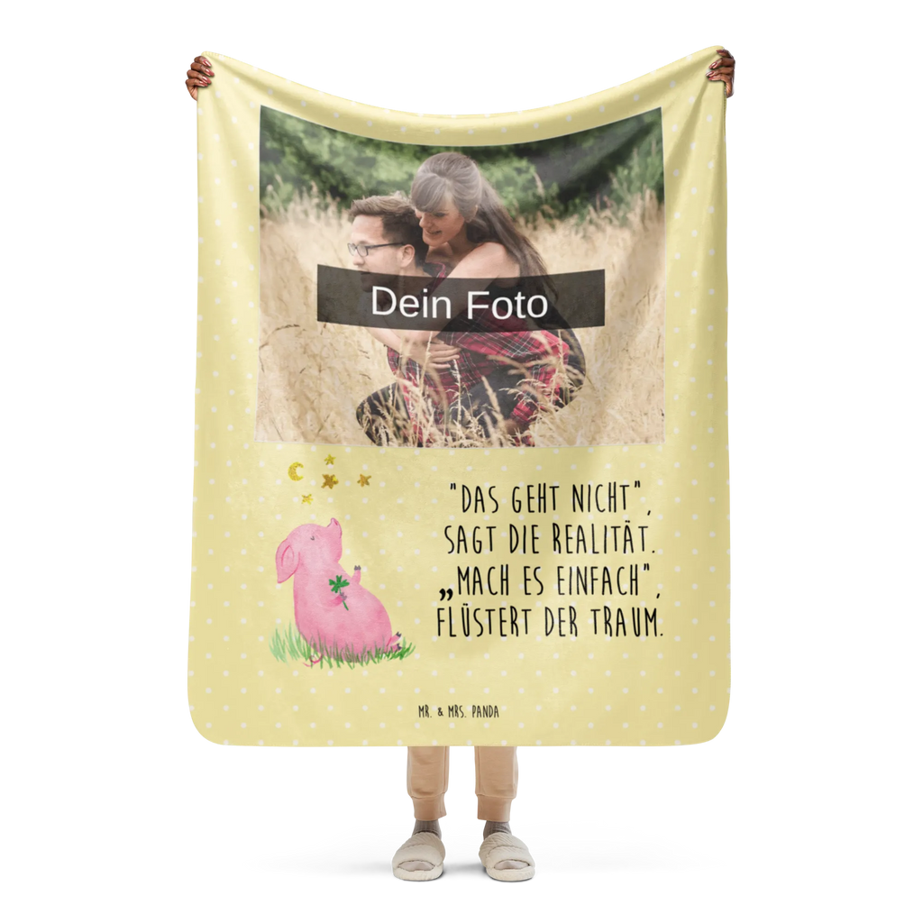 Sherpa Photo Cuddle Blanket Pig Luck Foto Kuscheldecke, Tiermotive, Gute Laune, lustige Sprüche, Tiere, Glücksschwein. Glück, Sterne, Glücksbringer, Ziele, Motivation, Schweinchen, Sernchen, Träume, Schwein
