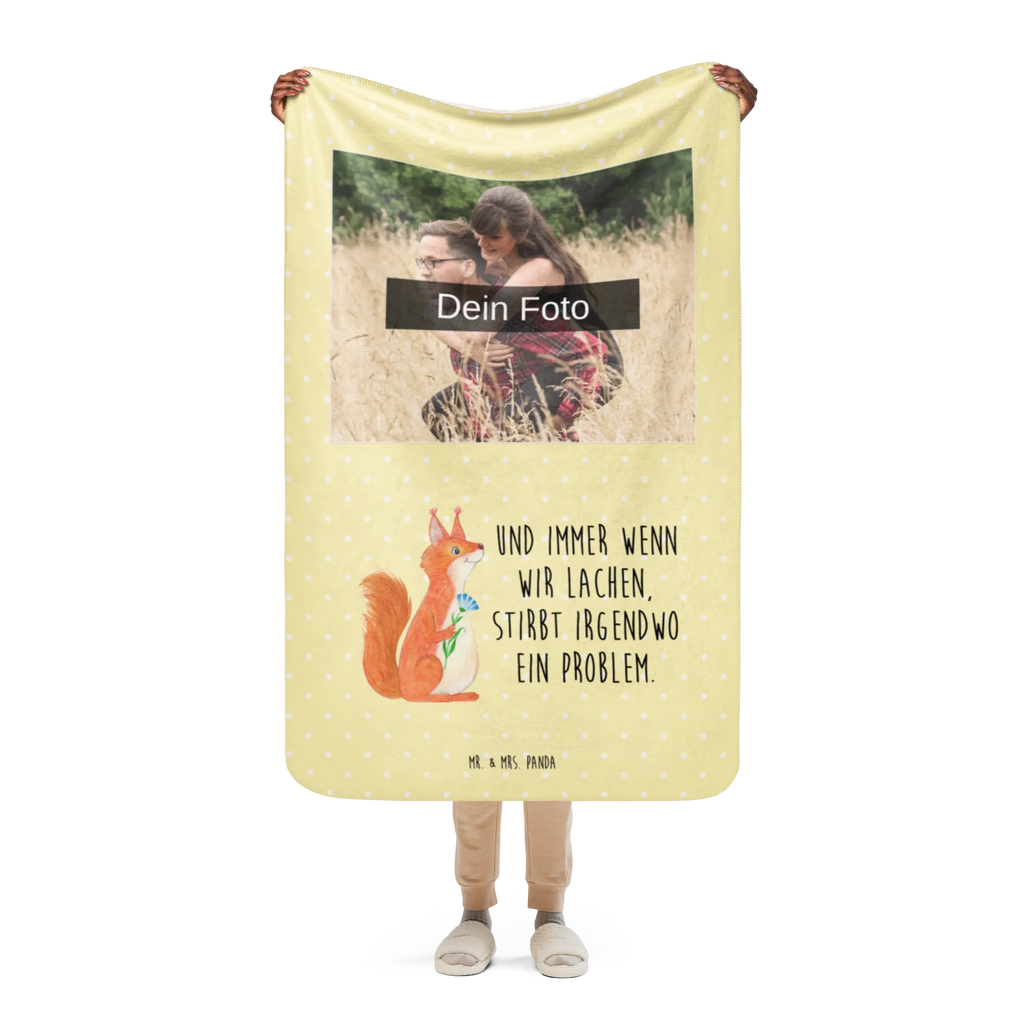 Sherpa Photo Cuddle Blanket Squirrel flower Foto Kuscheldecke, Tiermotive, Gute Laune, lustige Sprüche, Tiere, Eichhorn, Motivation Sprüche, glücklich Spruch, Eichhörnchen, Motivation Bilder, Spruch positiv, Lachen, Spruch Deko, Spaß