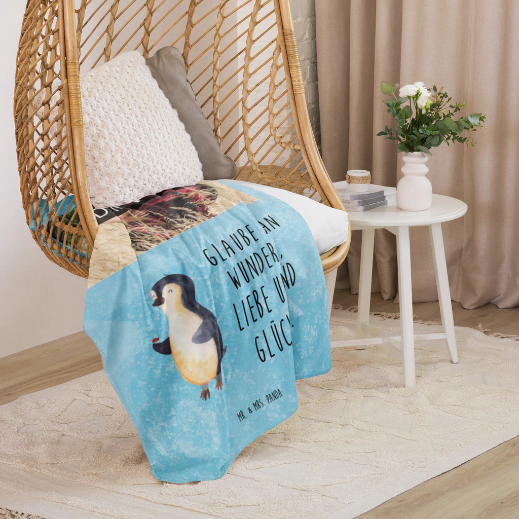 Sherpa Photo Cuddle Blanket Penguin ladybug Foto Kuscheldecke, Pinguin, Marienkäfer, Liebe, Lebensfreude, Glück, Wunder, Pinguine, Freude