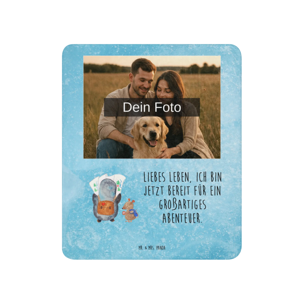 Sherpa Photo Cuddle Blanket Penguin & Mouse Hiker Foto Kuscheldecke, Pinguin, Ausflug, Wanderlust, Abenteurer, Abenteuer, wandern, Roadtrip, Pinguine