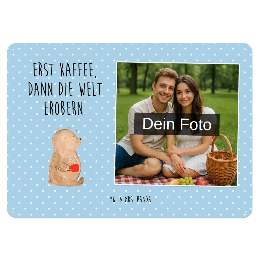 Personalisiertes Foto Blechschild Bär Kaffee Design Blechschild Mit Bild, Blechschild Küche Mit Foto, Blechschild Mit Fotodruck, Blechschild Für Männer Mit Foto, Blechschild Wohnzimmer Mit Bild, Wandschild Mit Foto, Blechschild Als Geschenk Mit Bild, Türschild Mit Bild, Blechschild Für Garten Mit Foto, Blechschild Für Frauen Mit Bild, Blechschild Für Freunde Mit Wunschfoto, Dekoschild Metall Mit Foto, Metallschild Mit Foto, Blechschild Mit Eigenem Bild, Lustiges Blechschild Mit Foto, Metallschild Mit Wunschfoto, Nostalgieschild Mit Foto, Vintage Blechschild Mit Wunschfoto, Foto-Blechschild Für Zuhause, Blechschild Für Balkon Mit Wunschbild, Blechschild Handgemacht Mit Foto, Blechschild Mit Wunschfoto, Blechschild Zum Aufhängen Mit Foto, Blechschild Zum Hinstellen Mit Bild, Personalisierte Wanddeko Aus Metall Mit Foto, Blechschild Mit Foto, Retro Blechschild Mit Bild, Blechschild Mit Bild Und Namen, Spruchschild Mit Foto, Personalisierbares Blechschild Mit Foto, Bär, Teddy, Teddybär, Bären, Morgenroutine, Welt retten, guten Morgen, Motivation, Coffee, Welt erobern, Kaffee