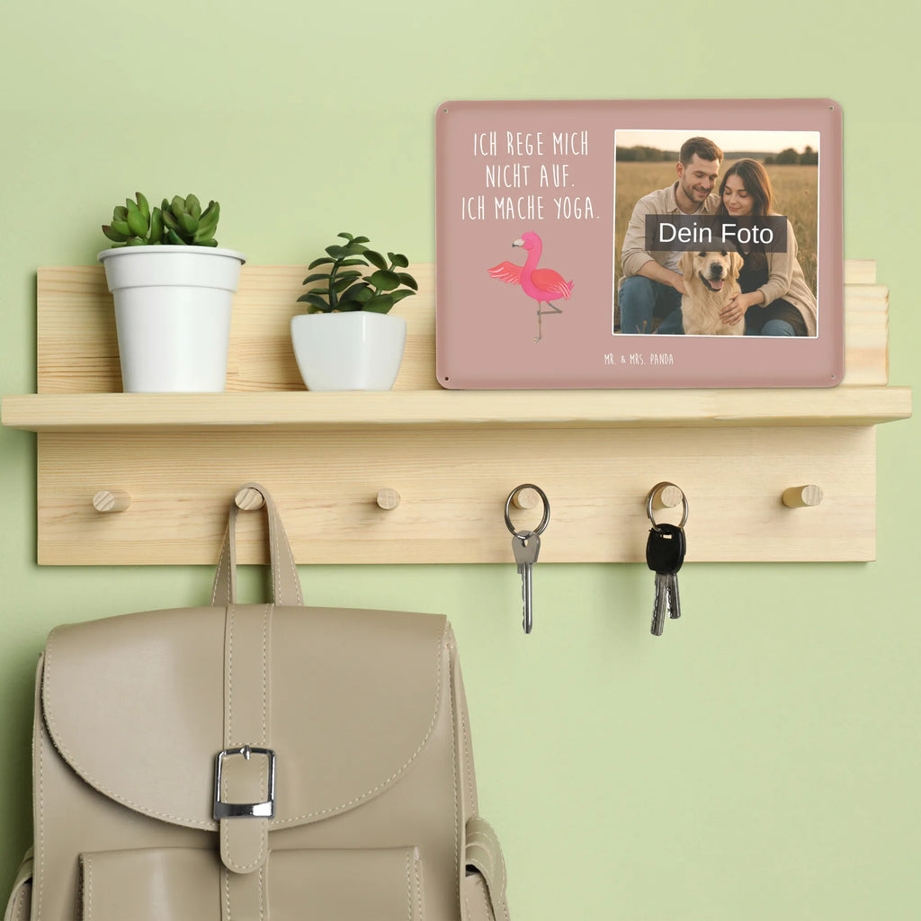 Personalisiertes Foto Blechschild Flamingo Yoga Blechschild Küche Mit Foto, Blechschild Als Geschenk Mit Bild, Blechschild Für Männer Mit Foto, Blechschild Für Freunde Mit Wunschfoto, Metallschild Mit Foto, Spruchschild Mit Foto, Nostalgieschild Mit Foto, Wandschild Mit Foto, Blechschild Mit Foto, Dekoschild Metall Mit Foto, Blechschild Mit Wunschfoto, Blechschild Mit Fotodruck, Retro Blechschild Mit Bild, Blechschild Für Balkon Mit Wunschbild, Lustiges Blechschild Mit Foto, Blechschild Wohnzimmer Mit Bild, Blechschild Mit Eigenem Bild, Blechschild Für Frauen Mit Bild, Metallschild Mit Wunschfoto, Blechschild Zum Aufhängen Mit Foto, Türschild Mit Bild, Blechschild Handgemacht Mit Foto, Design Blechschild Mit Bild, Personalisierte Wanddeko Aus Metall Mit Foto, Vintage Blechschild Mit Wunschfoto, Personalisierbares Blechschild Mit Foto, Foto-Blechschild Für Zuhause, Blechschild Mit Bild Und Namen, Blechschild Für Garten Mit Foto, Blechschild Zum Hinstellen Mit Bild, Flamingo, Aufregen, Namaste, Ärger, Entspannung, Yoga, Achtsamkeit, Vogel, Tiefenentspannung, Yoga-Übung