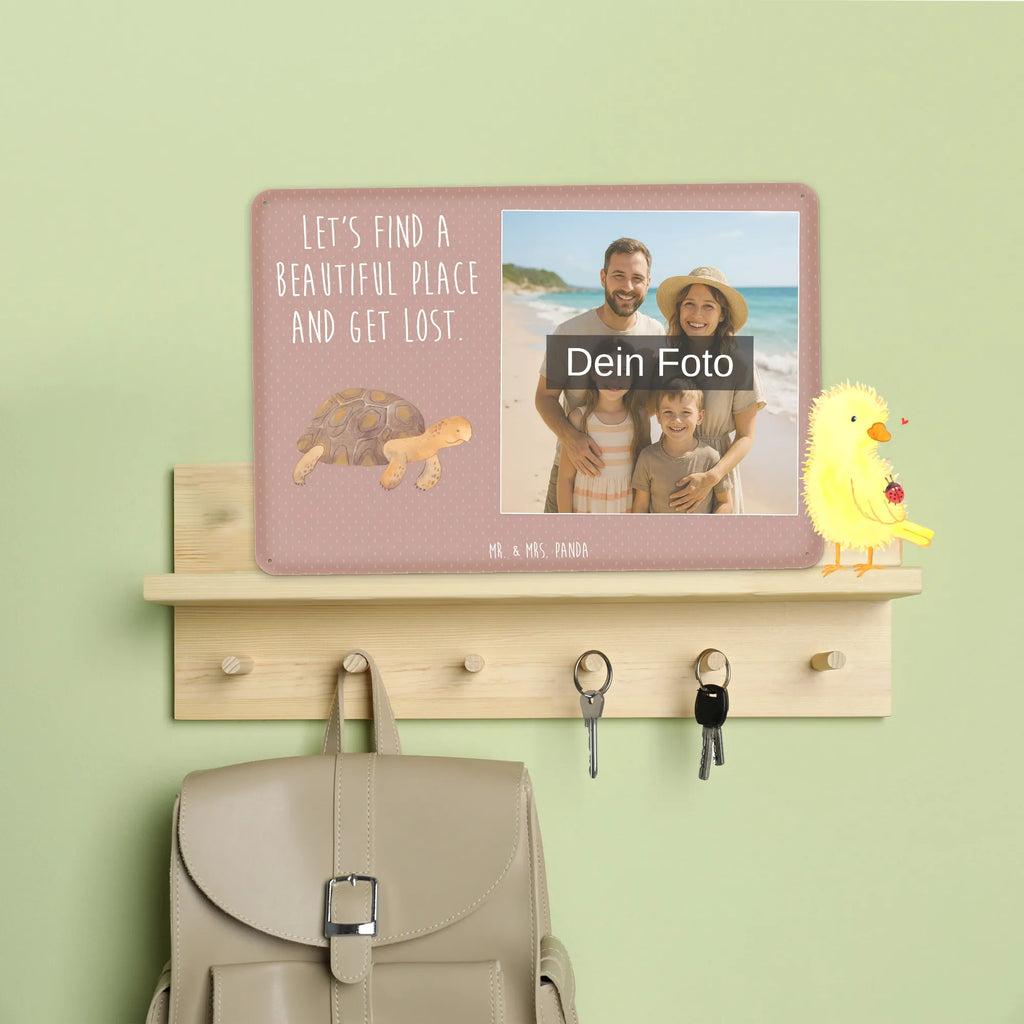 Spersonalizowany metalowy szyld ze zdjęciem Żółw maszerować Blechschild Wohnzimmer Mit Bild, Blechschild Zum Hinstellen Mit Bild, Personalisierbares Blechschild Mit Foto, Blechschild Für Balkon Mit Wunschbild, Blechschild Mit Wunschfoto, Design Blechschild Mit Bild, Blechschild Handgemacht Mit Foto, Blechschild Mit Fotodruck, Blechschild Als Geschenk Mit Bild, Foto-Blechschild Für Zuhause, Metallschild Mit Foto, Nostalgieschild Mit Foto, Retro Blechschild Mit Bild, Blechschild Für Frauen Mit Bild, Vintage Blechschild Mit Wunschfoto, Lustiges Blechschild Mit Foto, Blechschild Für Freunde Mit Wunschfoto, Blechschild Zum Aufhängen Mit Foto, Metallschild Mit Wunschfoto, Dekoschild Metall Mit Foto, Personalisierte Wanddeko Aus Metall Mit Foto, Spruchschild Mit Foto, Blechschild Für Männer Mit Foto, Blechschild Mit Foto, Blechschild Mit Bild Und Namen, Blechschild Küche Mit Foto, Türschild Mit Bild, Blechschild Mit Eigenem Bild, Wandschild Mit Foto, Blechschild Für Garten Mit Foto, Meerestiere, Meer, Urlaub, Lieblingsmensch, Schildkröten, Reiselust, Neustart, Abenteuer, Motivation, Schildkröte, get lost, Inspiration