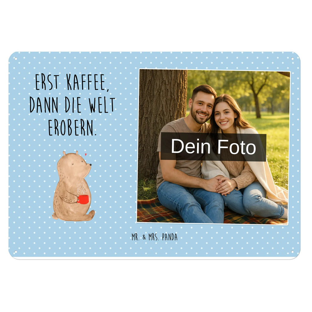 Personalisiertes Foto Blechschild Bär Kaffee Design Blechschild Mit Bild, Blechschild Küche Mit Foto, Blechschild Mit Fotodruck, Blechschild Für Männer Mit Foto, Blechschild Wohnzimmer Mit Bild, Wandschild Mit Foto, Blechschild Als Geschenk Mit Bild, Türschild Mit Bild, Blechschild Für Garten Mit Foto, Blechschild Für Frauen Mit Bild, Blechschild Für Freunde Mit Wunschfoto, Dekoschild Metall Mit Foto, Metallschild Mit Foto, Blechschild Mit Eigenem Bild, Lustiges Blechschild Mit Foto, Metallschild Mit Wunschfoto, Nostalgieschild Mit Foto, Vintage Blechschild Mit Wunschfoto, Foto-Blechschild Für Zuhause, Blechschild Für Balkon Mit Wunschbild, Blechschild Handgemacht Mit Foto, Blechschild Mit Wunschfoto, Blechschild Zum Aufhängen Mit Foto, Blechschild Zum Hinstellen Mit Bild, Personalisierte Wanddeko Aus Metall Mit Foto, Blechschild Mit Foto, Retro Blechschild Mit Bild, Blechschild Mit Bild Und Namen, Spruchschild Mit Foto, Personalisierbares Blechschild Mit Foto, Bär, Teddy, Teddybär, Bären, Morgenroutine, Welt retten, guten Morgen, Motivation, Coffee, Welt erobern, Kaffee